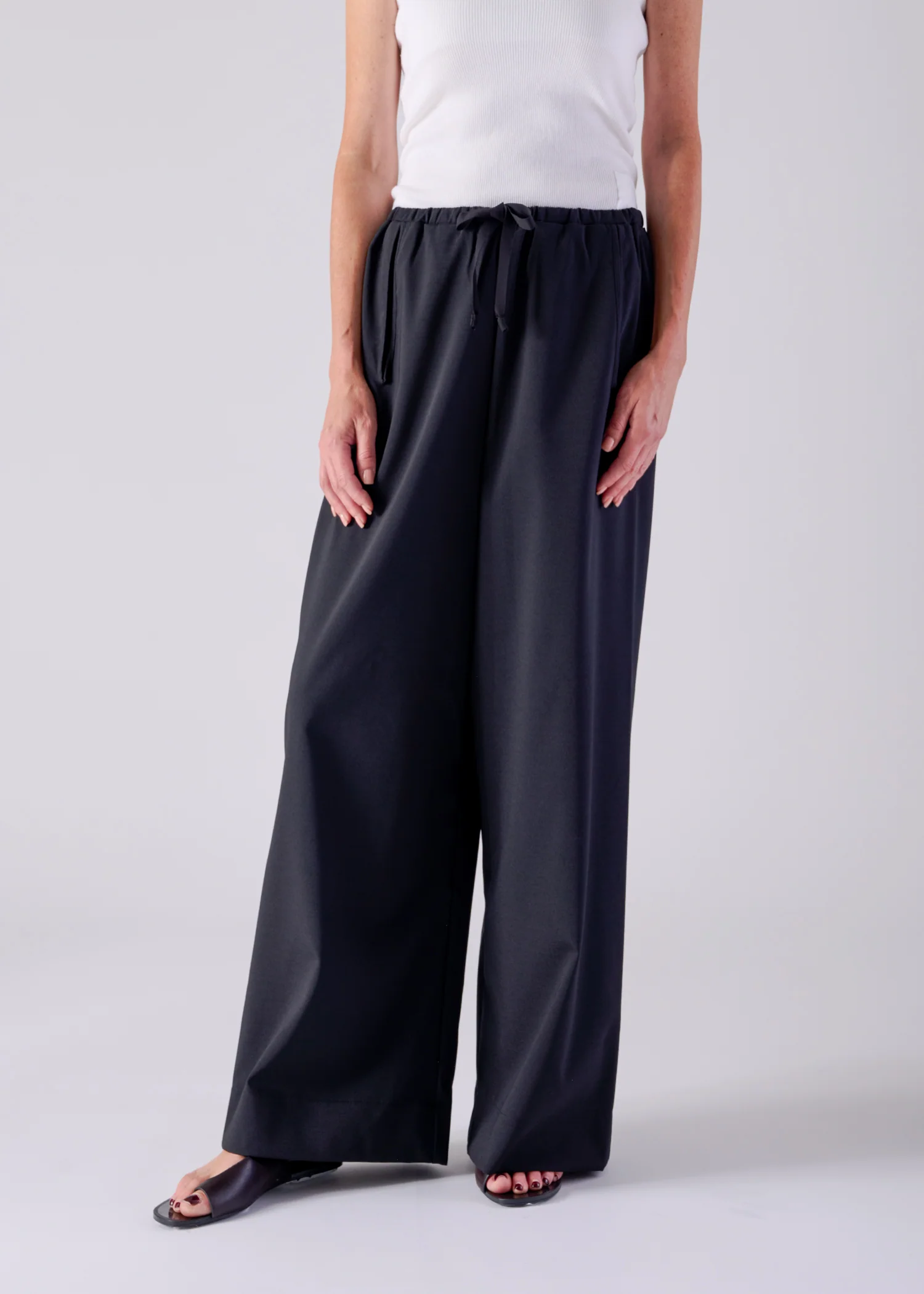 35 ALISON TROUSERS / RECYCLED TW TROPICAL - C14 - Image 11