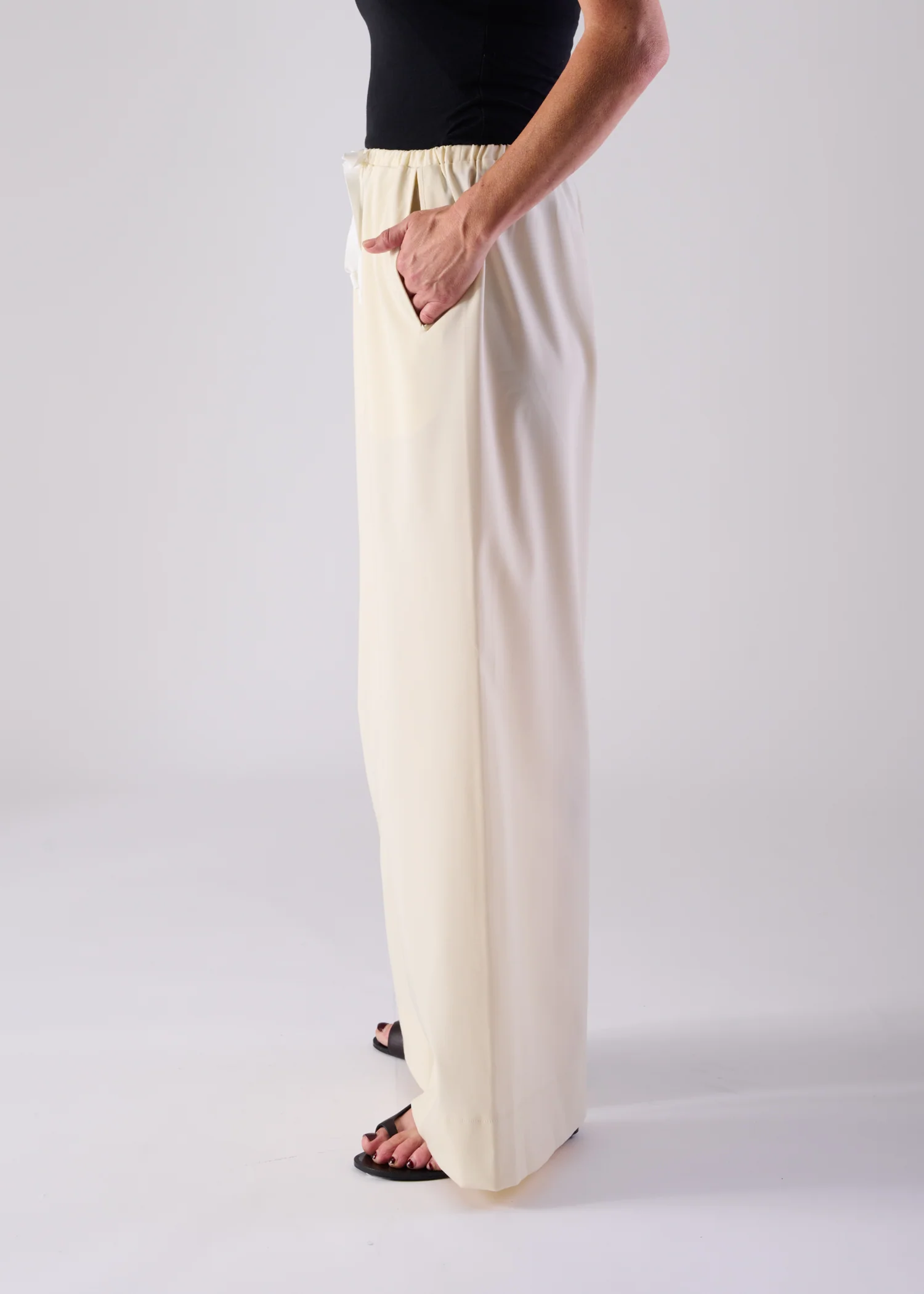 35 ALISON TROUSERS / RECYCLED TW TROPICAL - C14 - Image 2