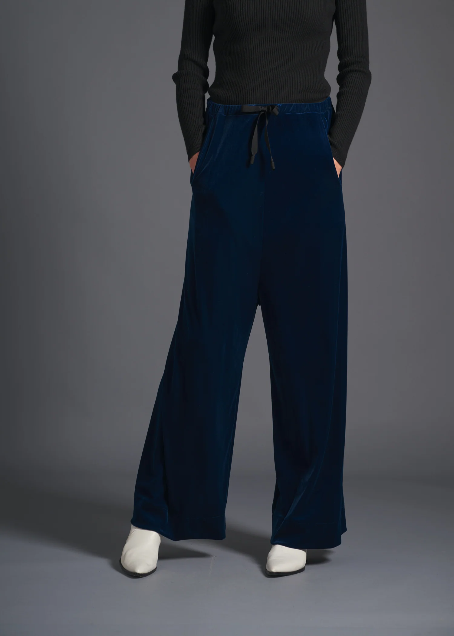 54 ALISON TROUSERS / VELOUR SMOOTH - C13 - Image 10