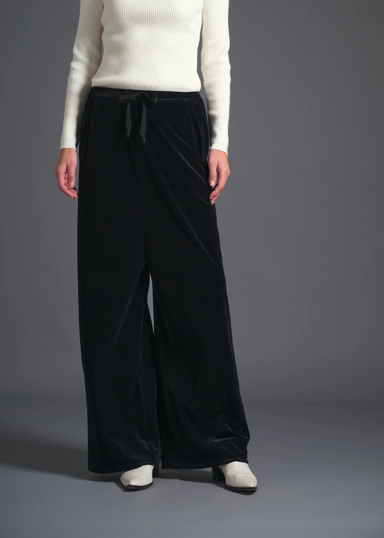 54 ALISON TROUSERS / VELOUR SMOOTH - C13 - Image 14