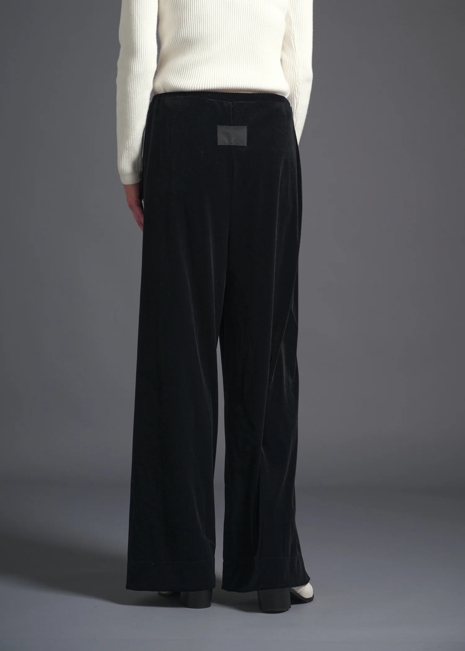 54 ALISON TROUSERS / VELOUR SMOOTH - C13 - Image 15