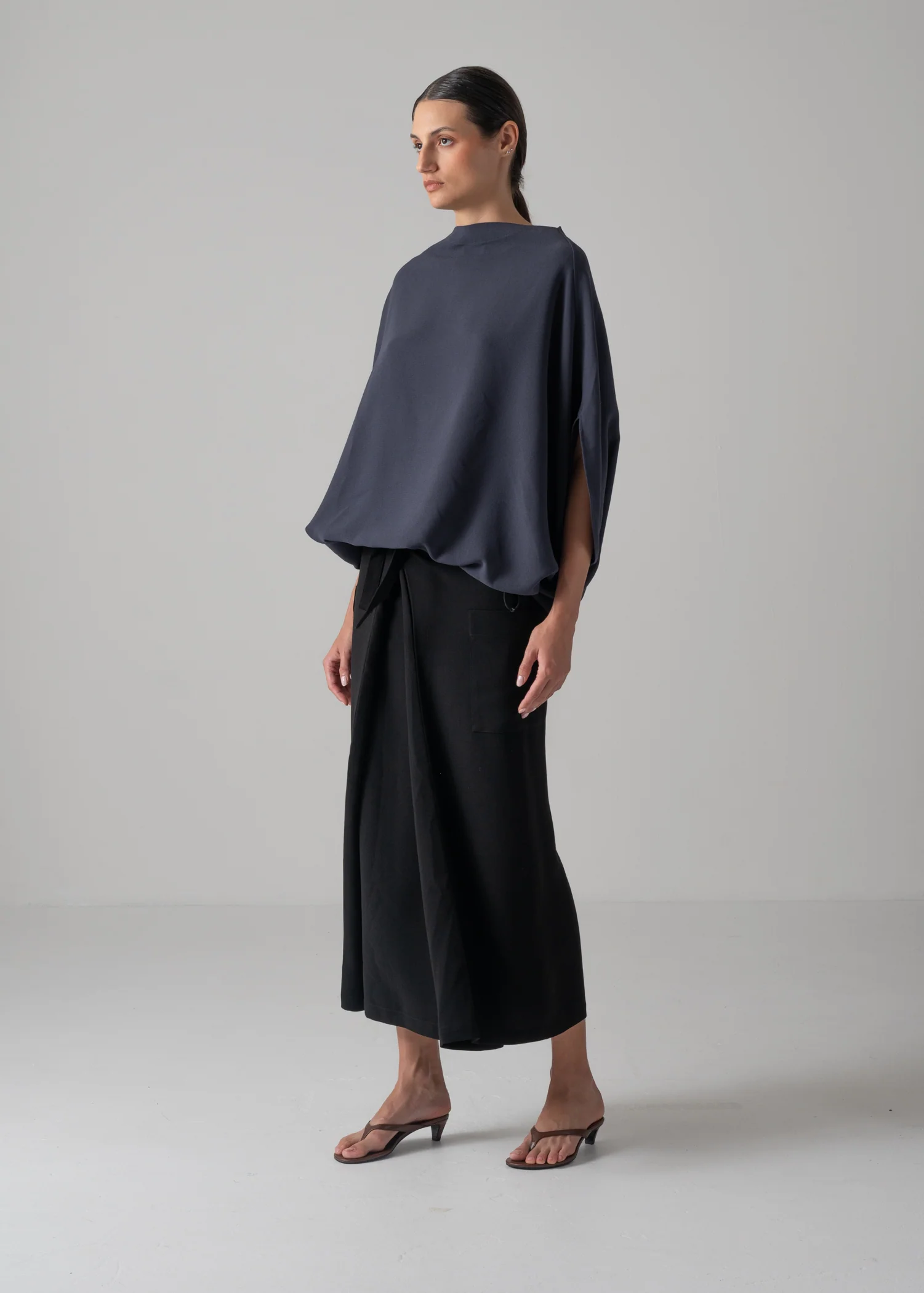 63 BELL TOP / GEORGETTE - C14 - Image 2