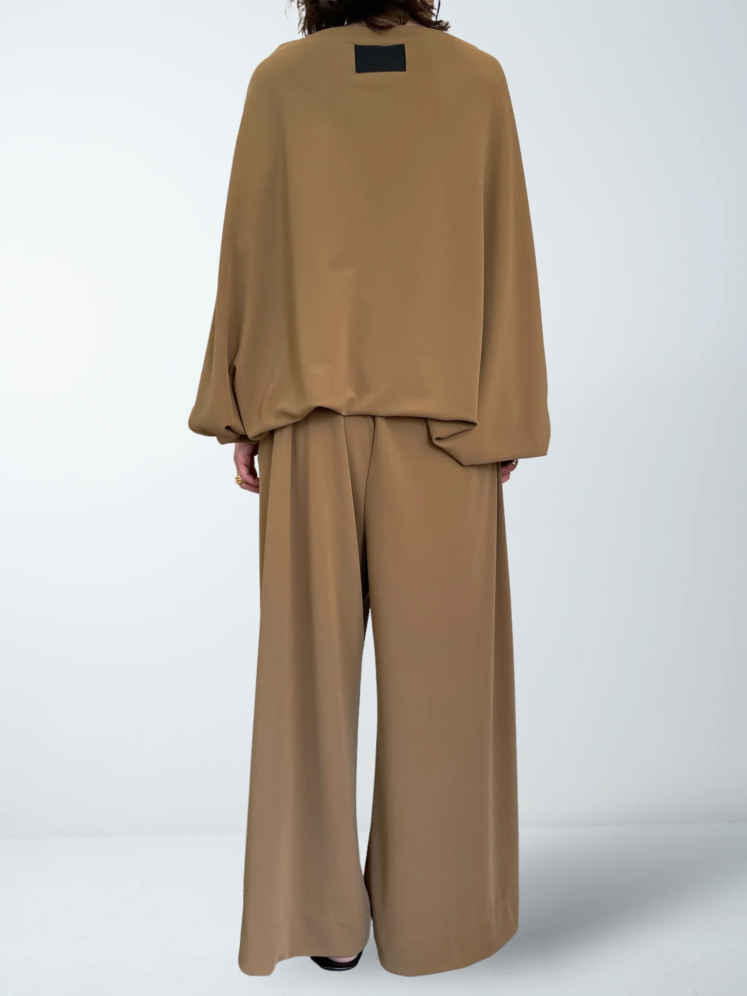 BELLE TOP / MAT STRECH PONCH - ONLINE STORE EXCLUSIVE - Image 24