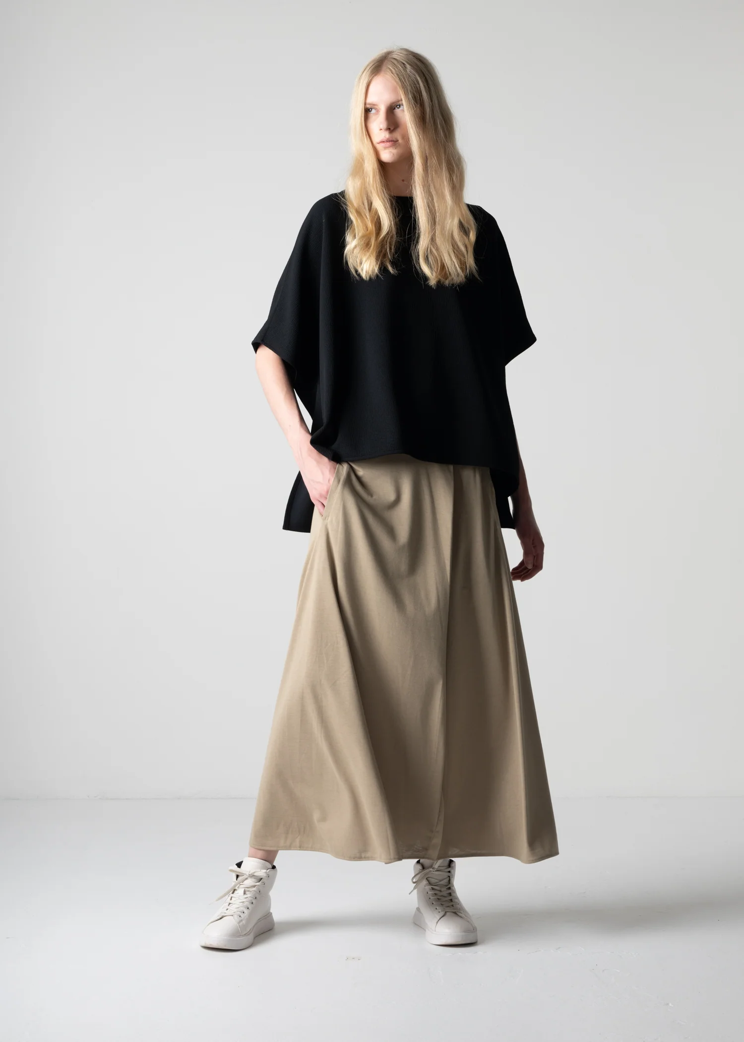 44 BETTY TOP / WRINKLE JERSEY - C12 - Image 7