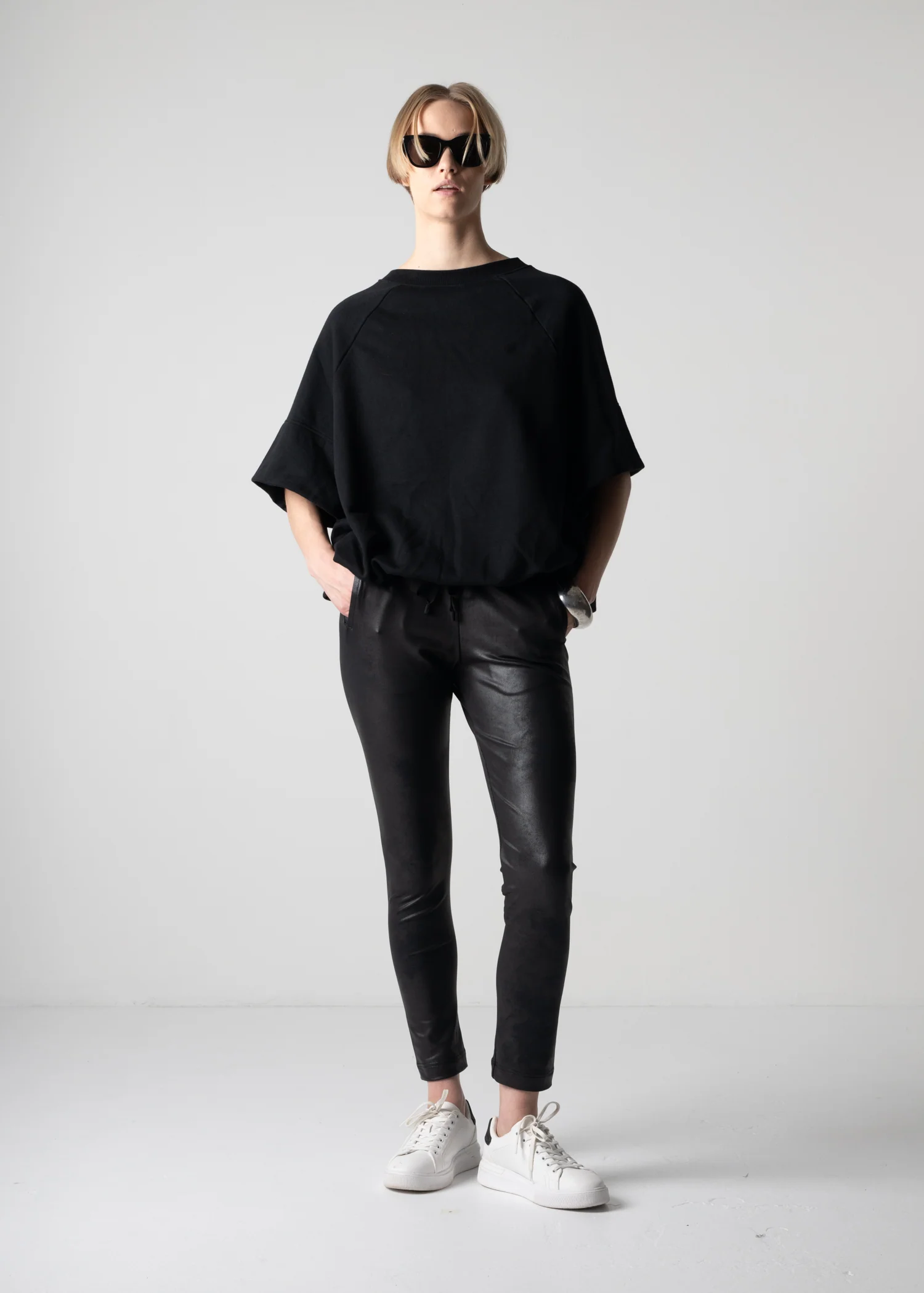 29 ELLY TROUSERS / HIGH STRETCH VEGAN LEATHER - C12 - Image 2