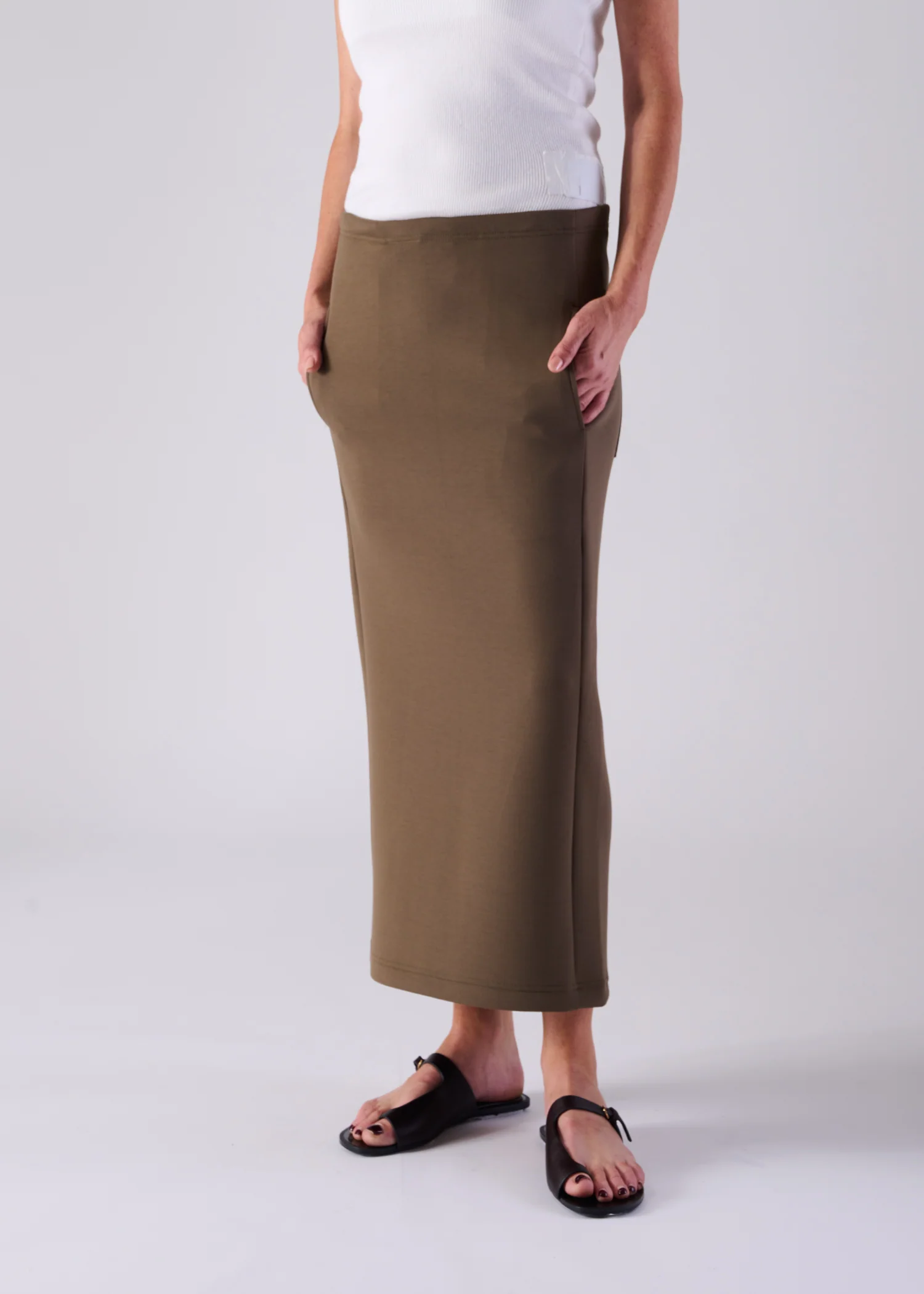 19 FIA SKIRT / COCOON JERSEY - C14 - Image 16