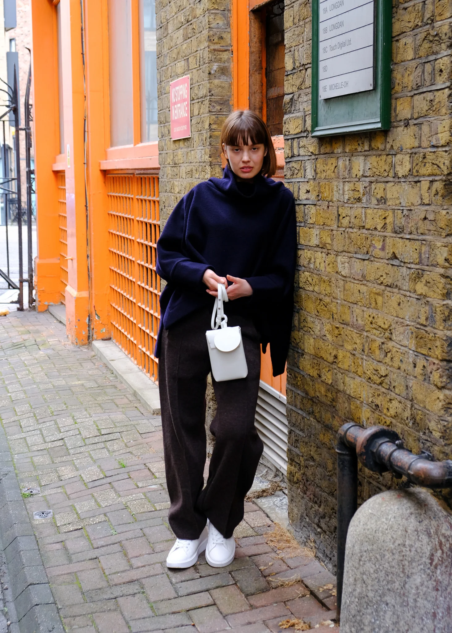 GABRIELLA CROSS BODY BAG / - ONLINE STORE EXCLUSIVE - Image 16