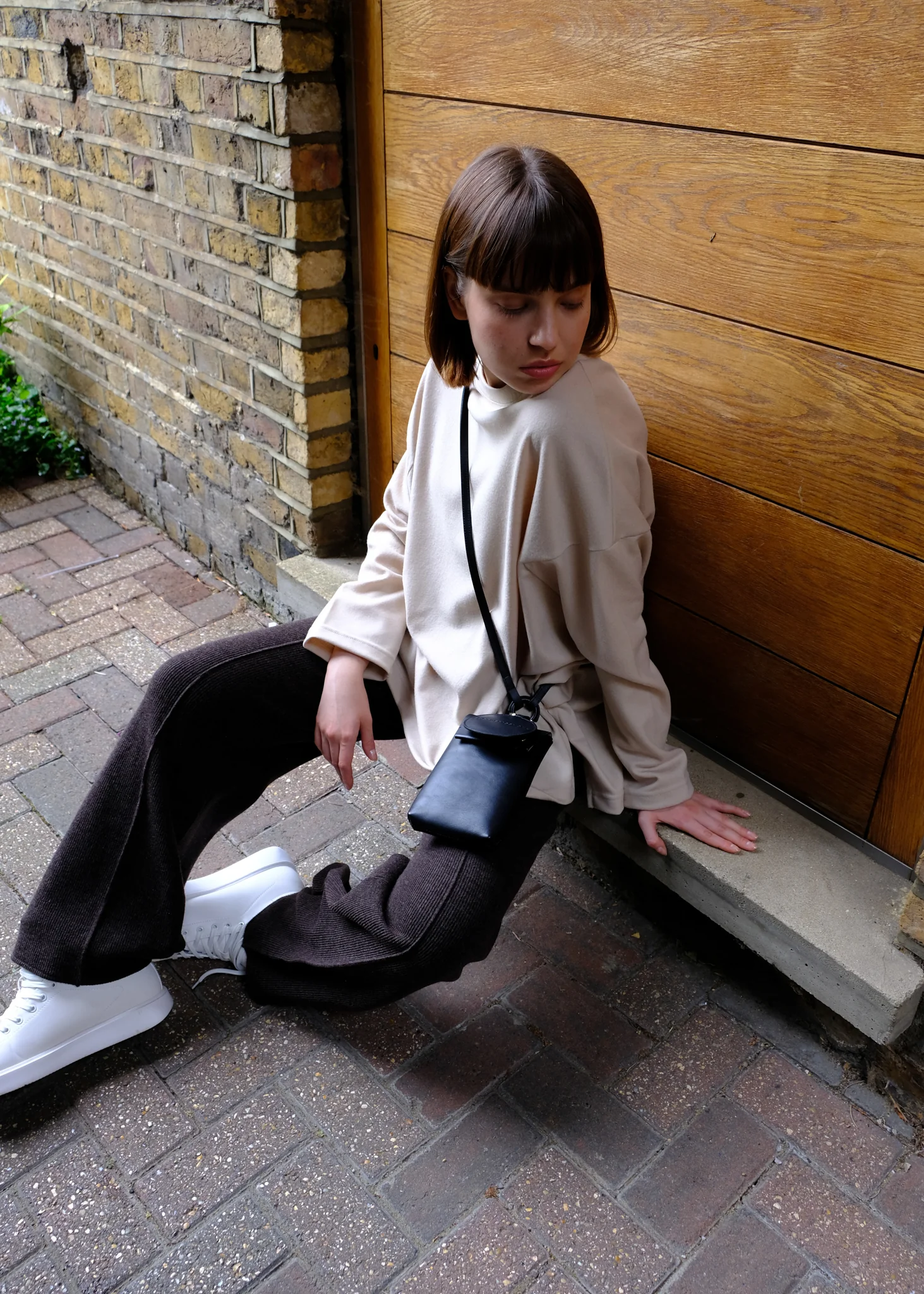 GABRIELLA CROSS BODY BAG / - ONLINE STORE EXCLUSIVE - Image 6
