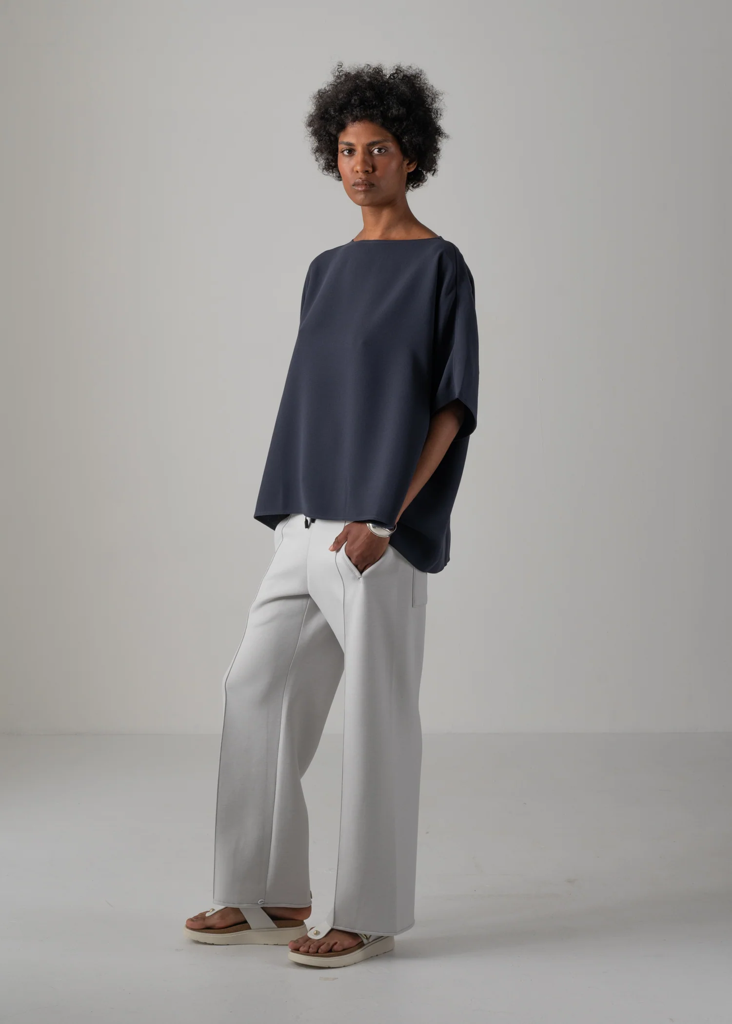20 GALAXY SEMI WIDE TROUSERS / COCOON JERSEY - C14 - Image 4