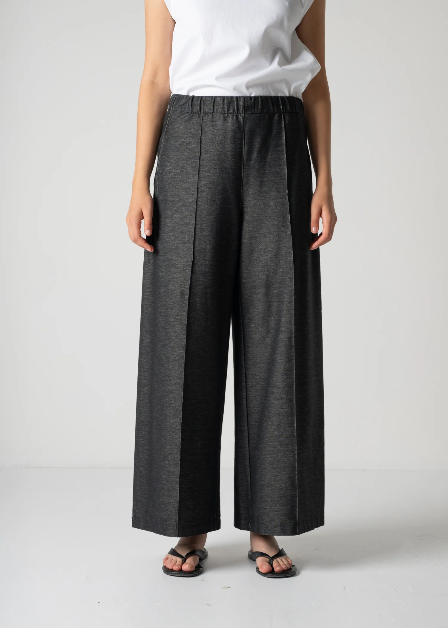 15 GENEVA WIDELEG TROUSERS / LIGHT DENIM-LOOK JERSEY - C12 - Image 3