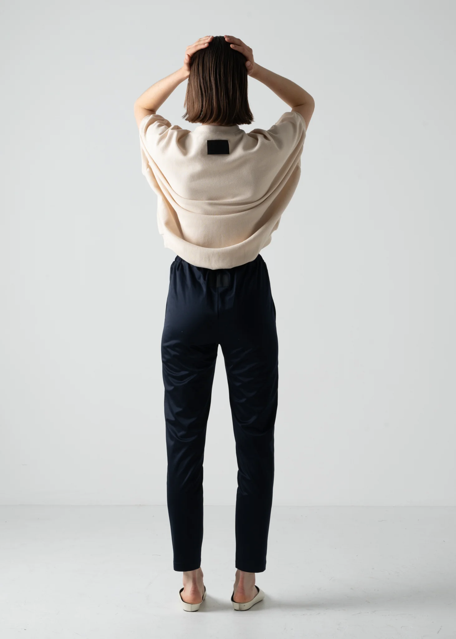 37 HAIDEN TUXEDO LEGGINGS / SILKY SATIN JERSEY - C10 - Image 11