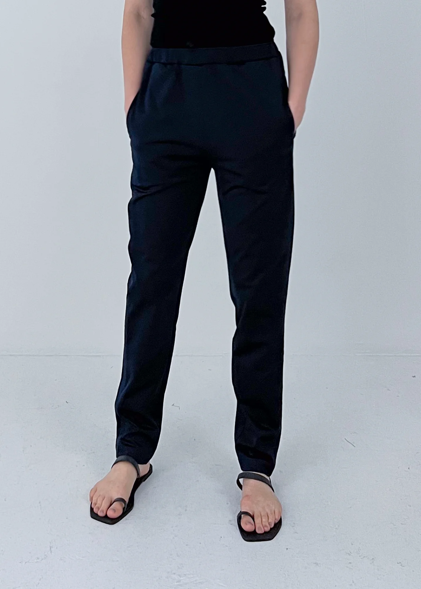 37 HAIDEN TUXEDO LEGGINGS / SILKY SATIN JERSEY - C10 - Image 13
