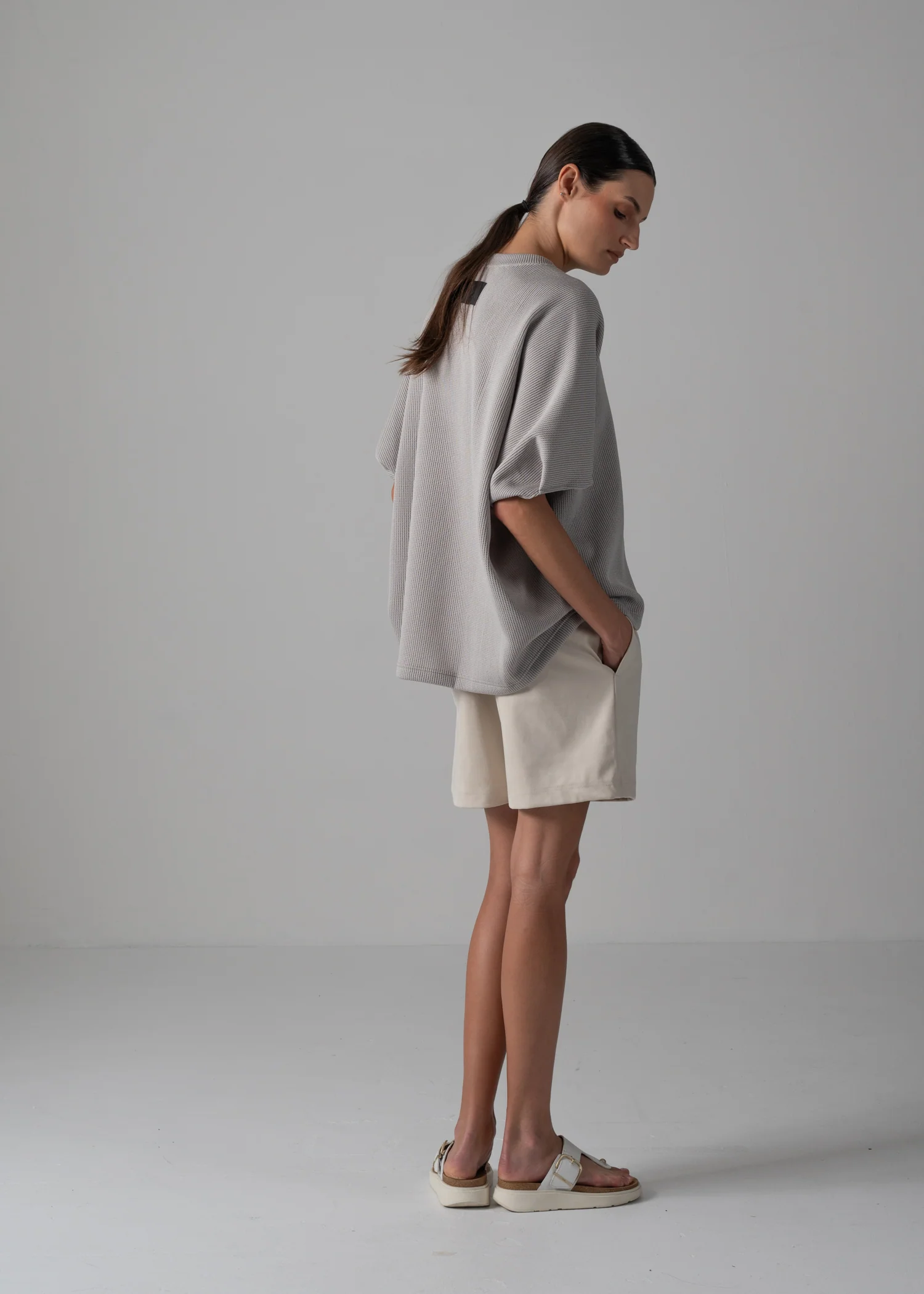 24 HELLEN PENTAGON TOP / HI-LO GAUGE KNIT-LIKE JERSEY - C14 - Image 11