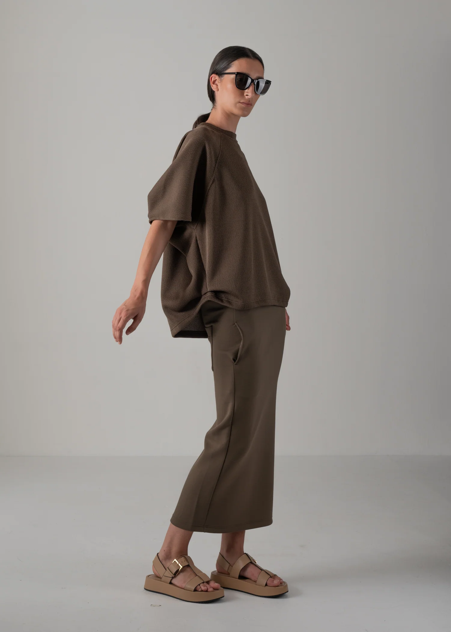 24 HELLEN PENTAGON TOP / HI-LO GAUGE KNIT-LIKE JERSEY - C14 - Image 2