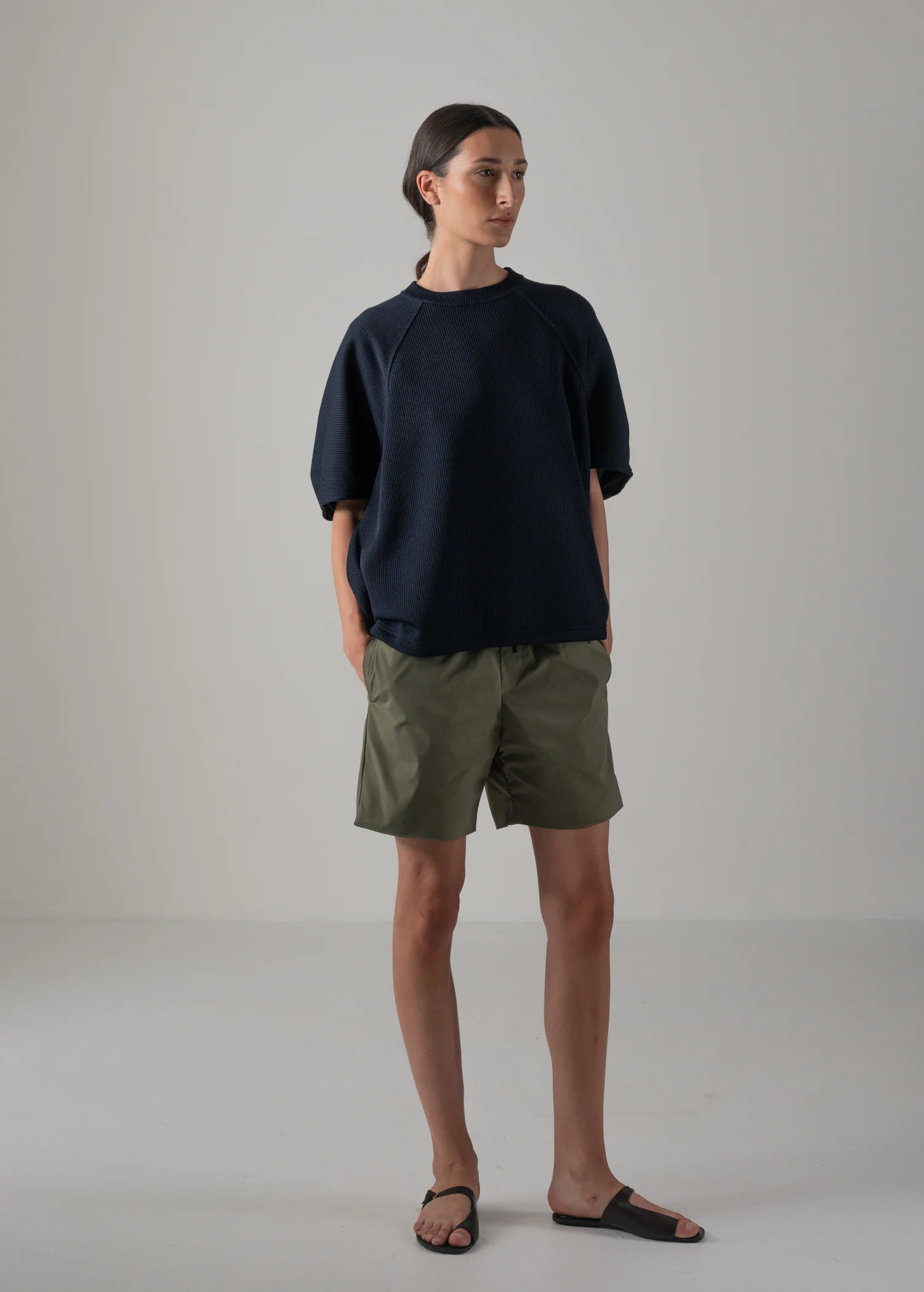 24 HELLEN PENTAGON TOP / HI-LO GAUGE KNIT-LIKE JERSEY - C14 - Image 5
