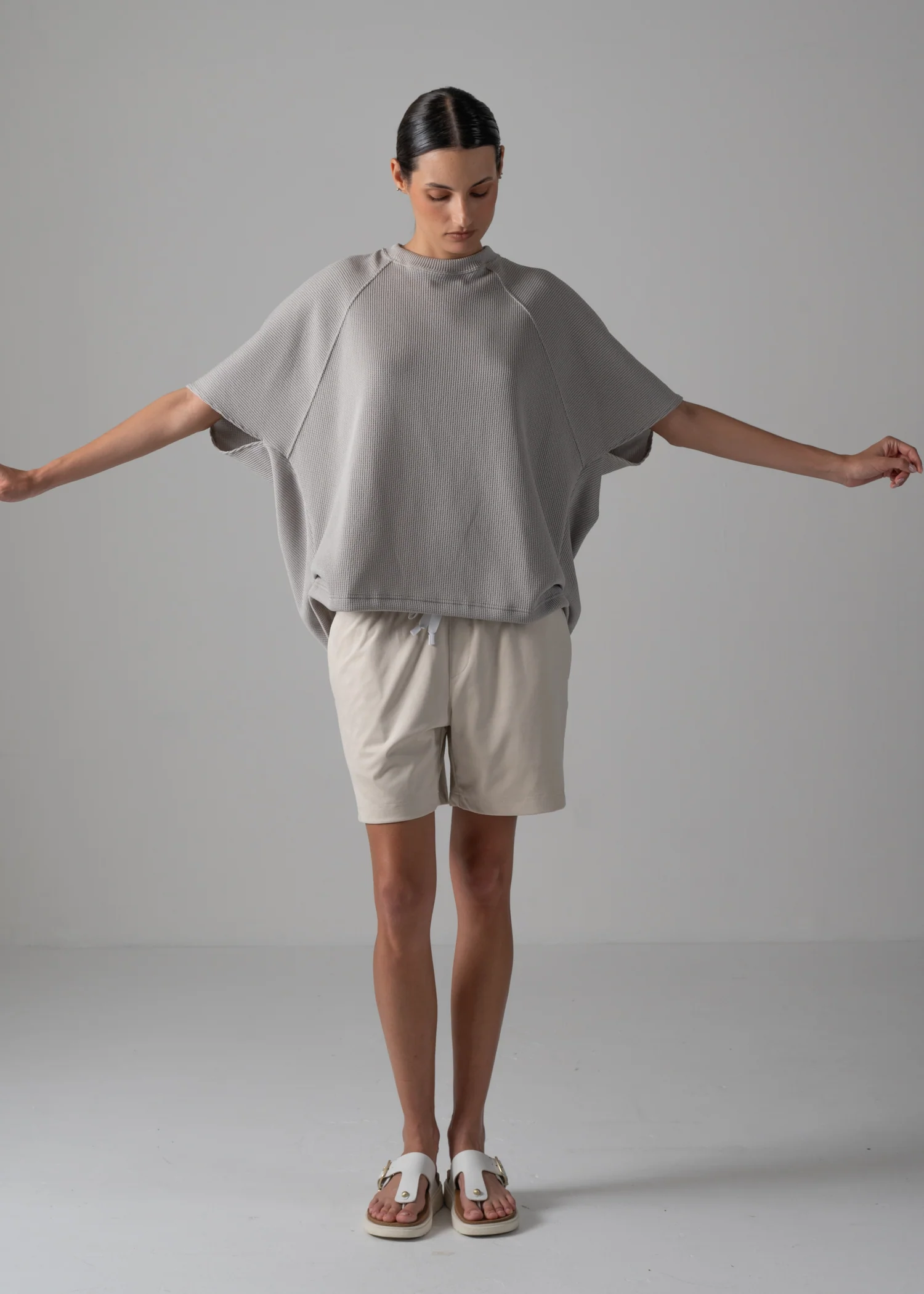 24 HELLEN PENTAGON TOP / HI-LO GAUGE KNIT-LIKE JERSEY - C14 - Image 9