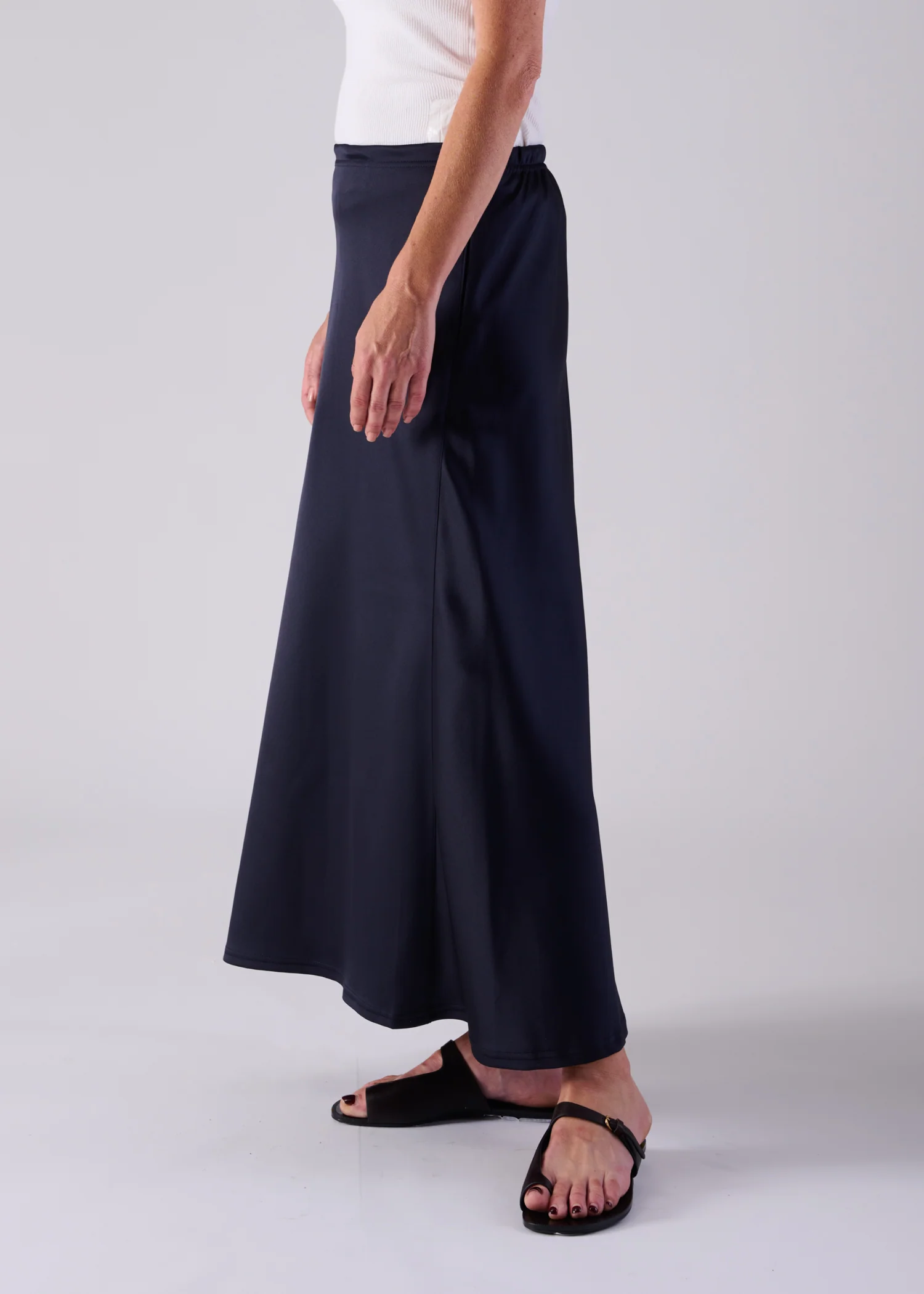 46 JENIFFER FLAIR SKIRT / DUCHESS SATIN STRETCH - C14 - Image 11