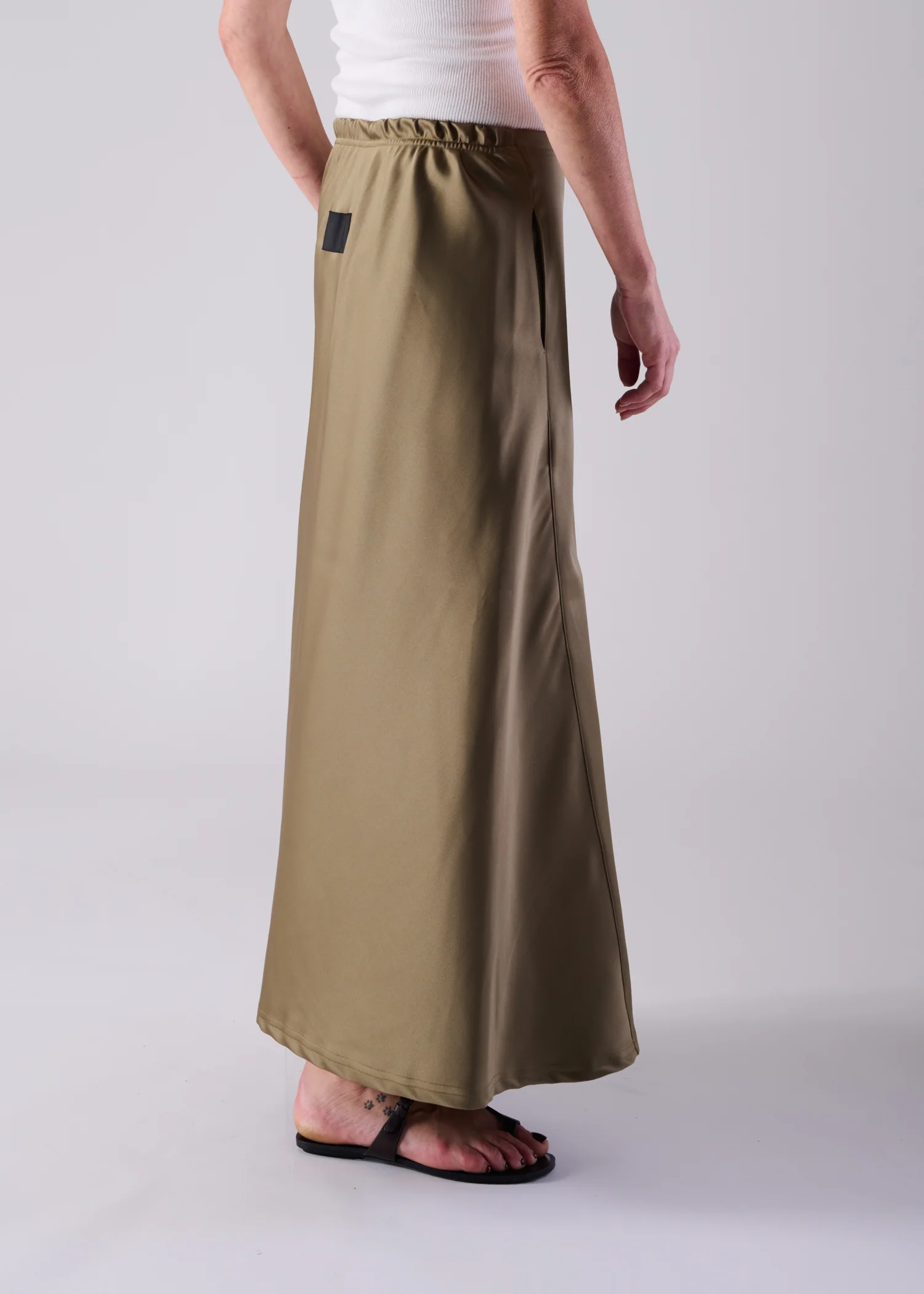 46 JENIFFER FLAIR SKIRT / DUCHESS SATIN STRETCH - C14 - Image 8