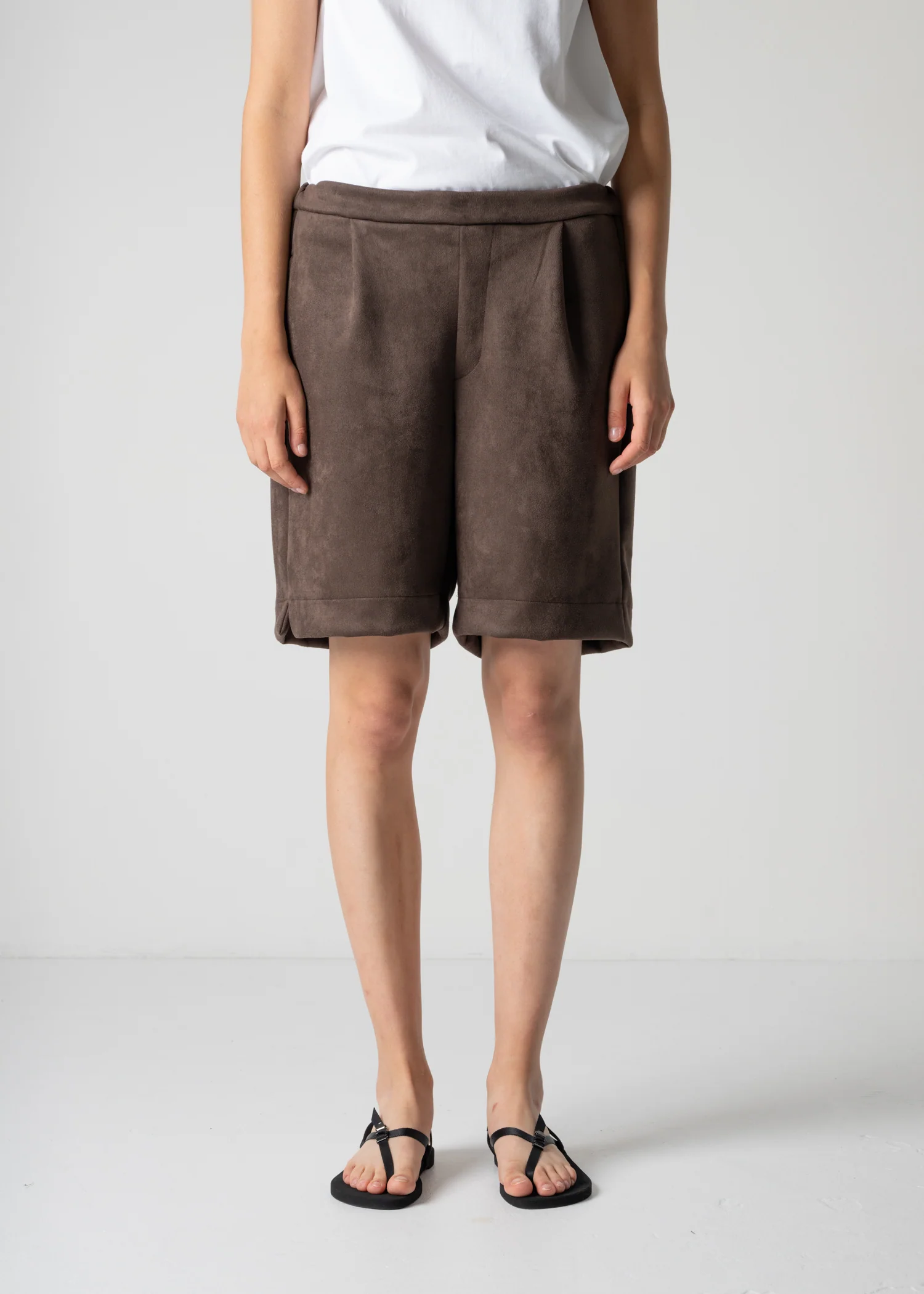 16 JOSIE SHORTS / BOUNCY SUEDE - C12 - Image 11