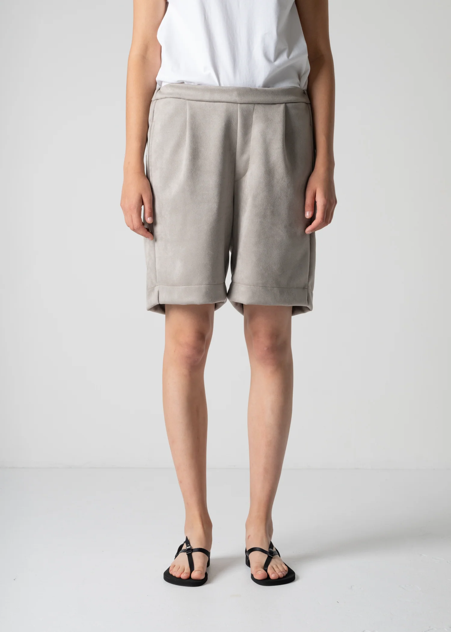 16 JOSIE SHORTS / BOUNCY SUEDE - C12 - Image 3