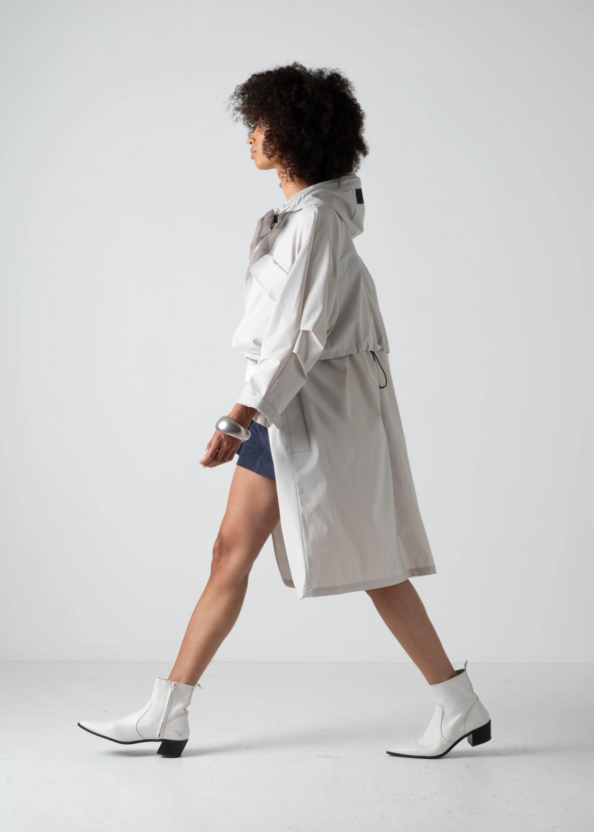 06 JUDY 2-WAY COAT / COMPACT SATIN TRICOT - C10 - Image 17