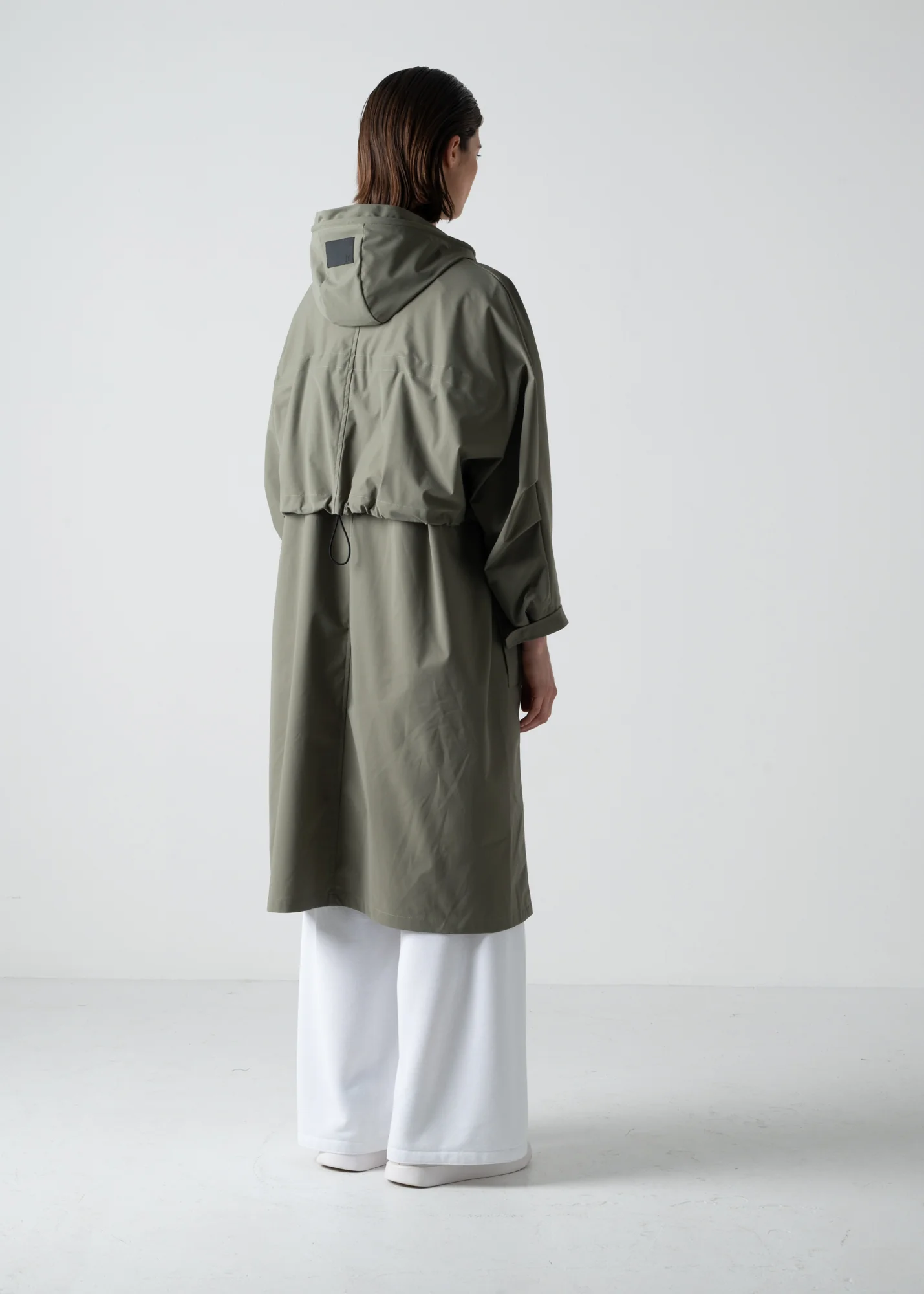 06 JUDY 2-WAY COAT / COMPACT SATIN TRICOT - C10 - Image 4