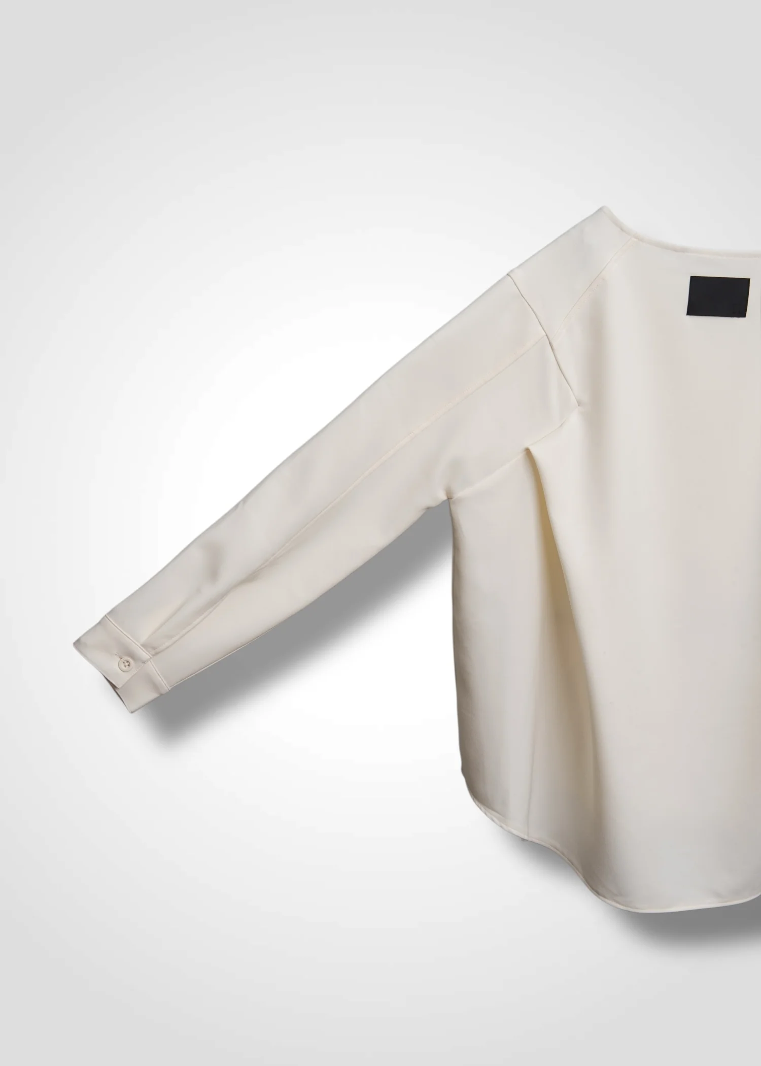 33 KATE CREW NECK TOP / DRY TOUCH GC - C13 - Image 10