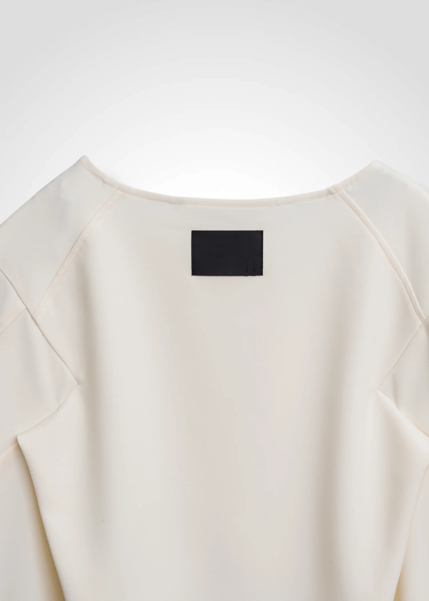 33 KATE CREW NECK TOP / DRY TOUCH GC - C13 - Image 12