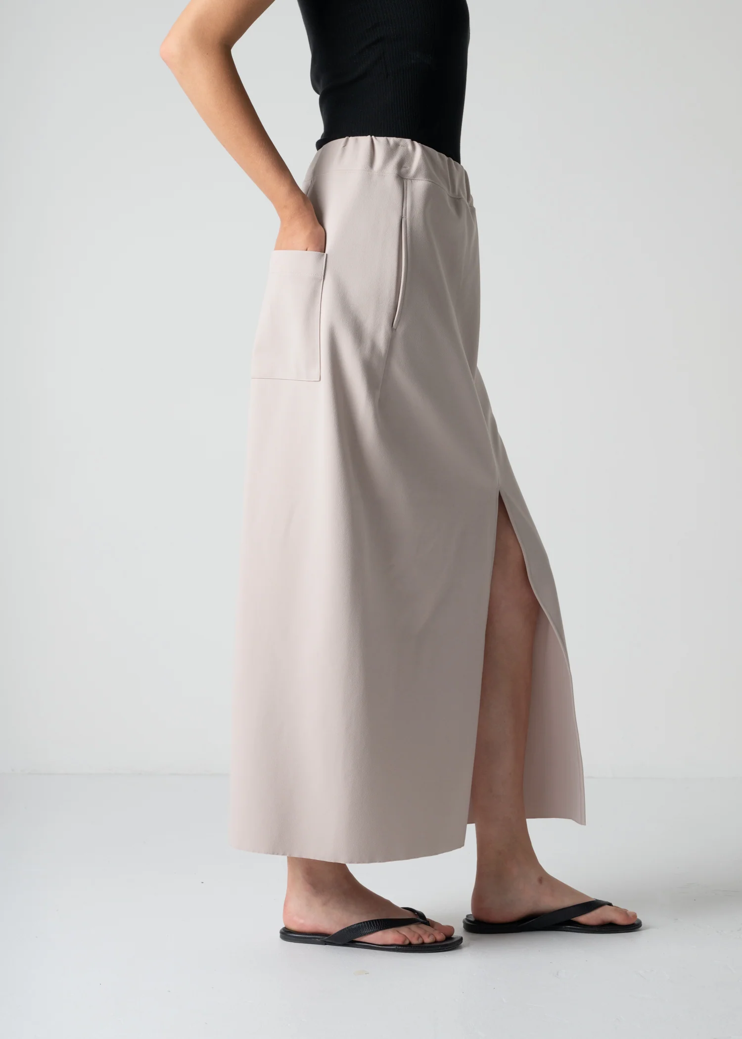 09 KATHLEEN FRONT SLIT SKIRT / HIGH TWISTED AMUNDSEN JERSEY - C12 - Image 5