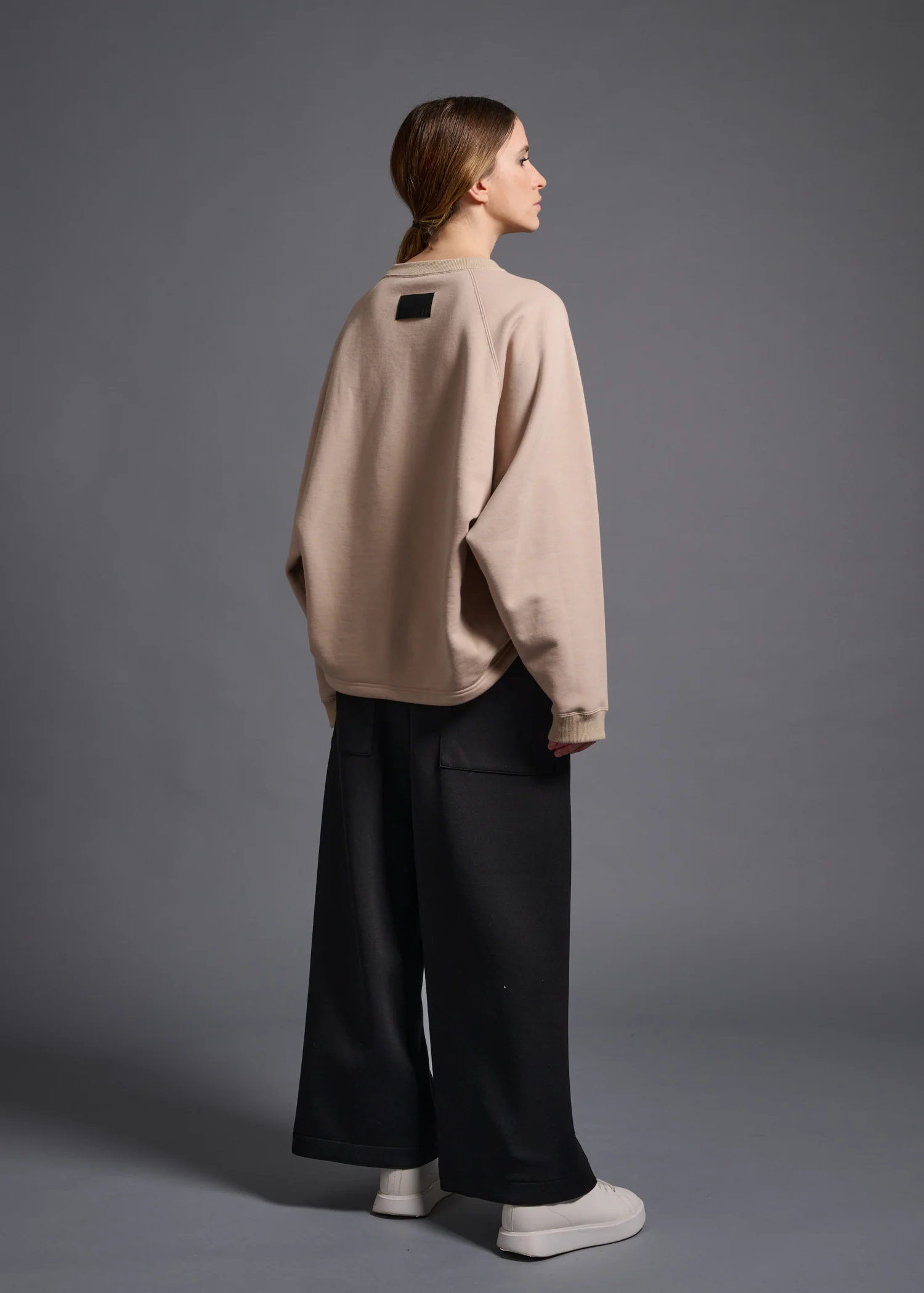 19 KAYA TUCKED HEM TOP / HEAVY FRENCH TERRY - C13 - Image 2