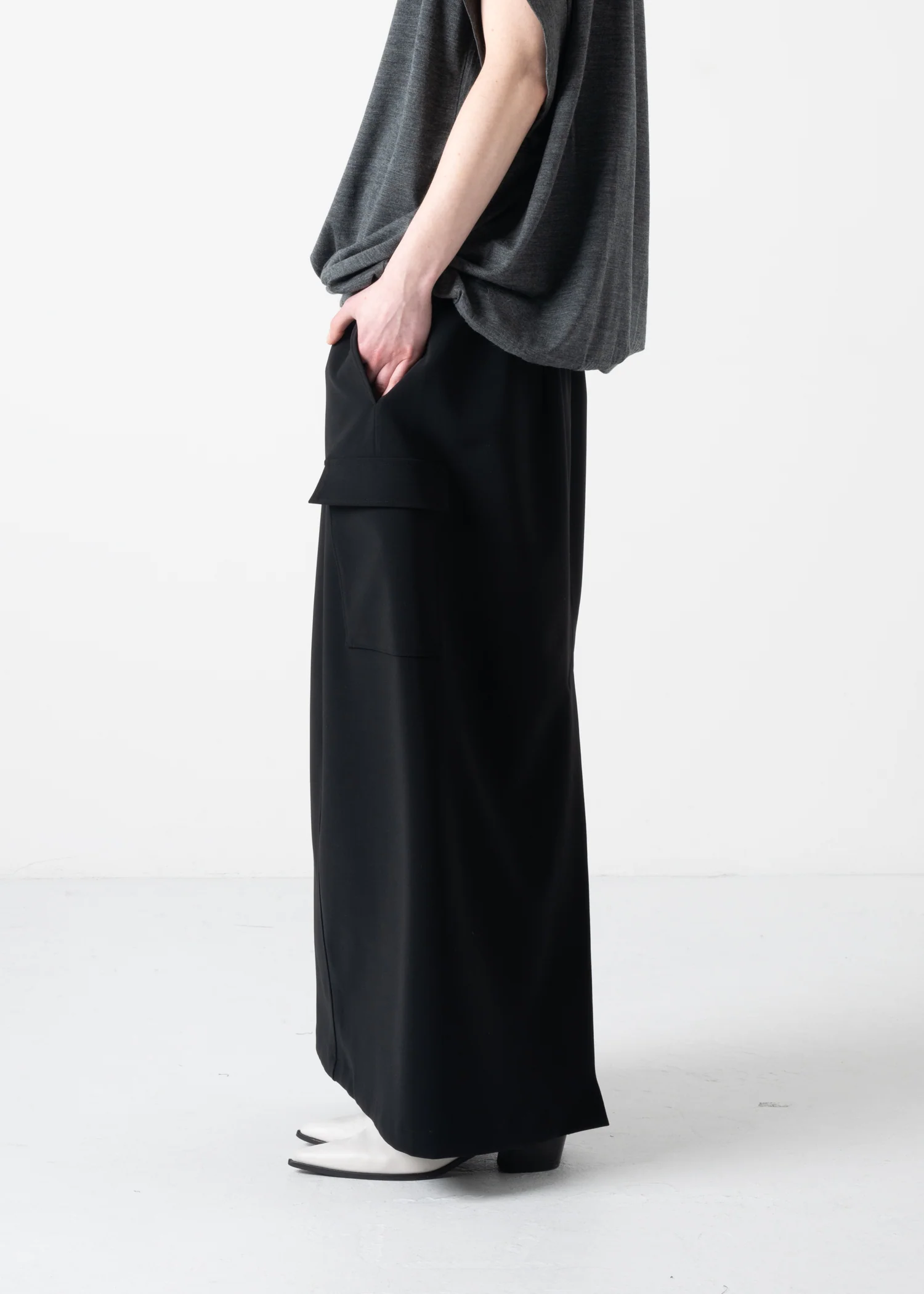 07 KHLOE LONG CARGO SKIRT / HIGH DENSITY 2WAY STRETCH - C11 - Image 14