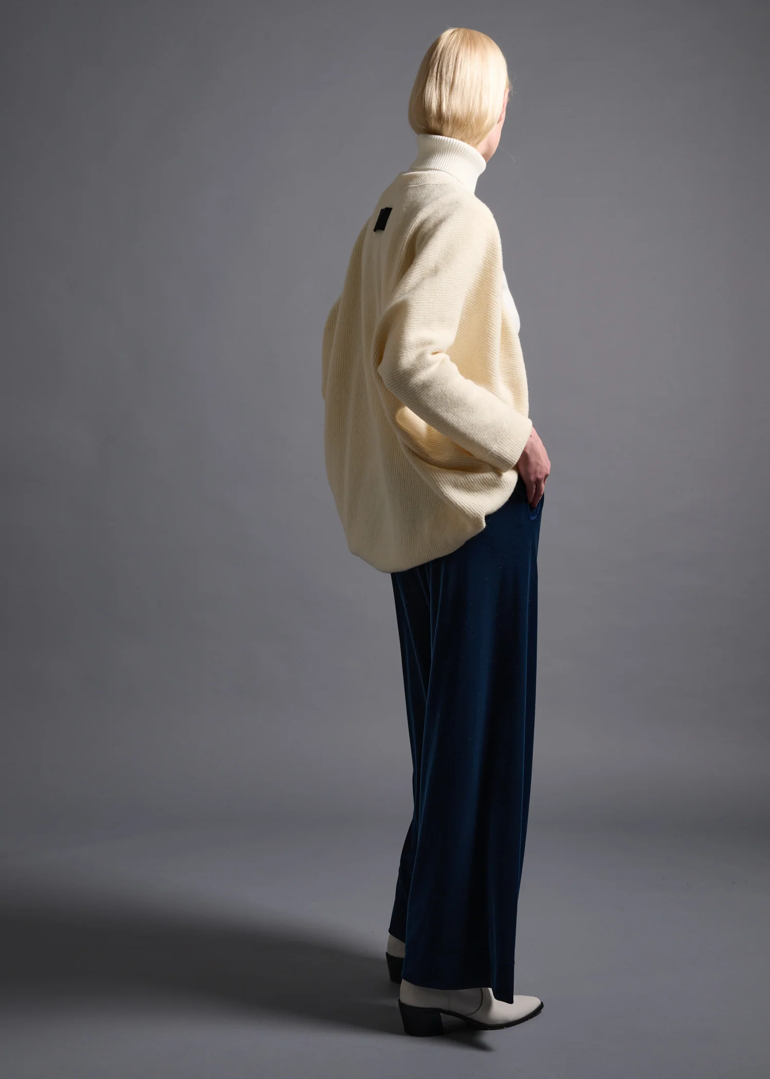 47 KRISTA BOLERO / CHUNKY RIB JERSEY - C13 - Image 3