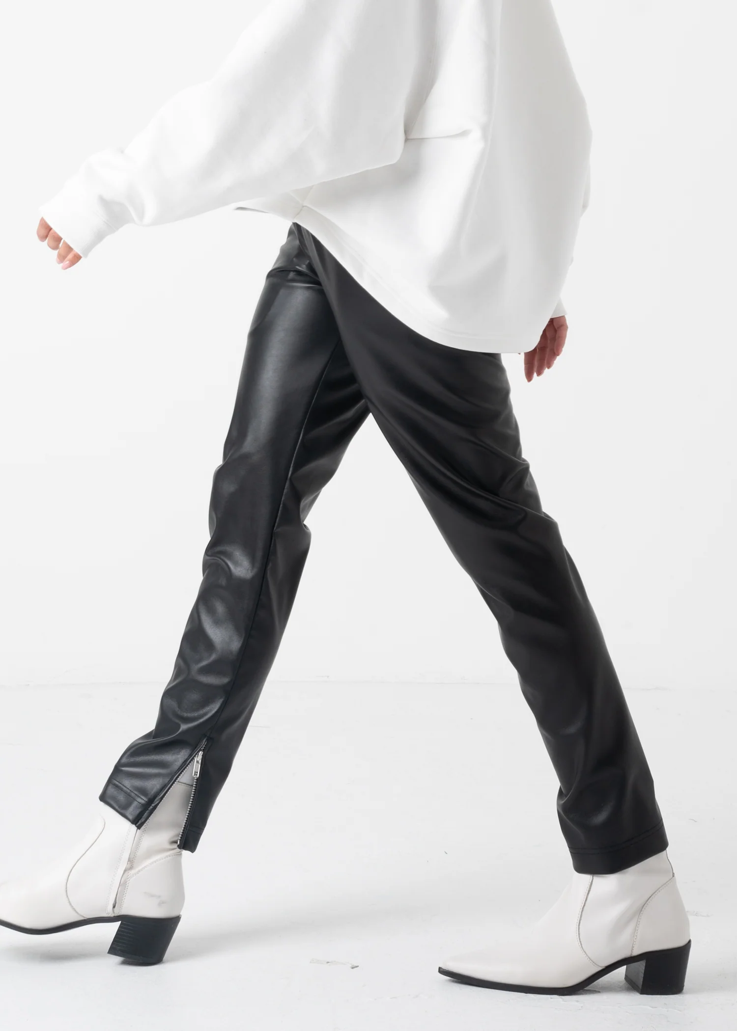 63 KYRA SKINNY TROUSERS / VEGAN LEATHER - C11 - Image 17