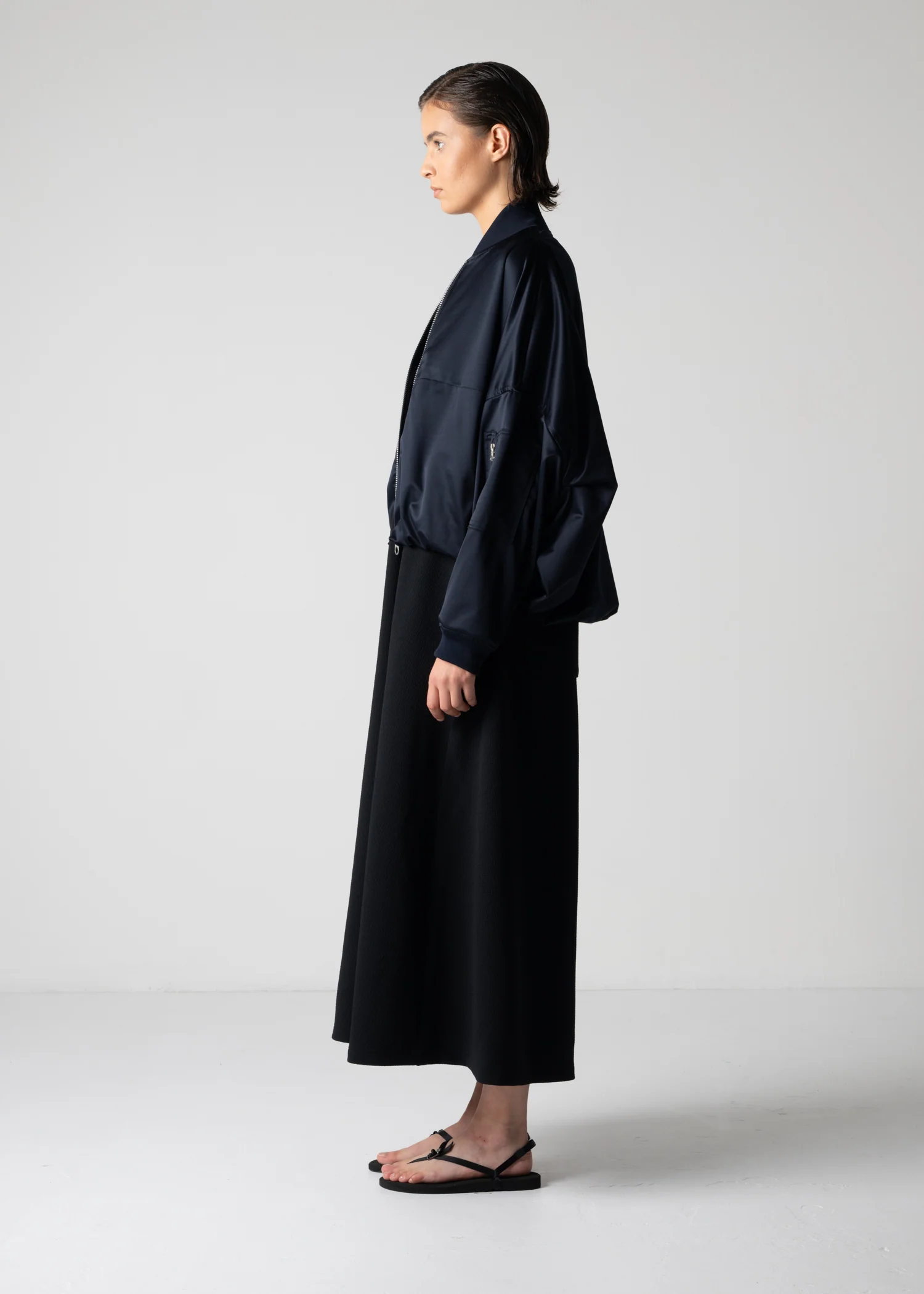 38 LANEY PUFFY MA-1 / SILKY SATIN JERSEY - C12 - Image 3