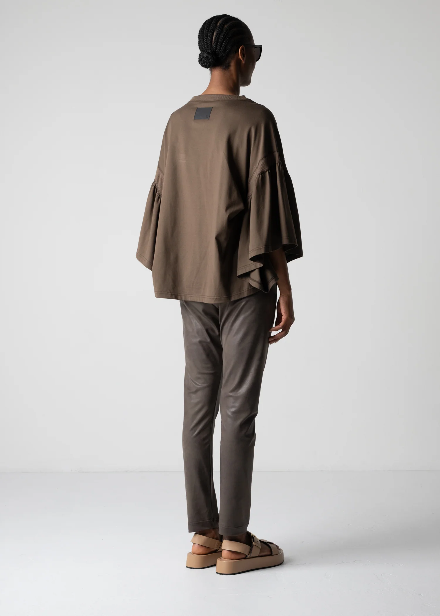 25 LAURA GATHERED SLV TOP / CRISP JERSEY - C12 - Image 10
