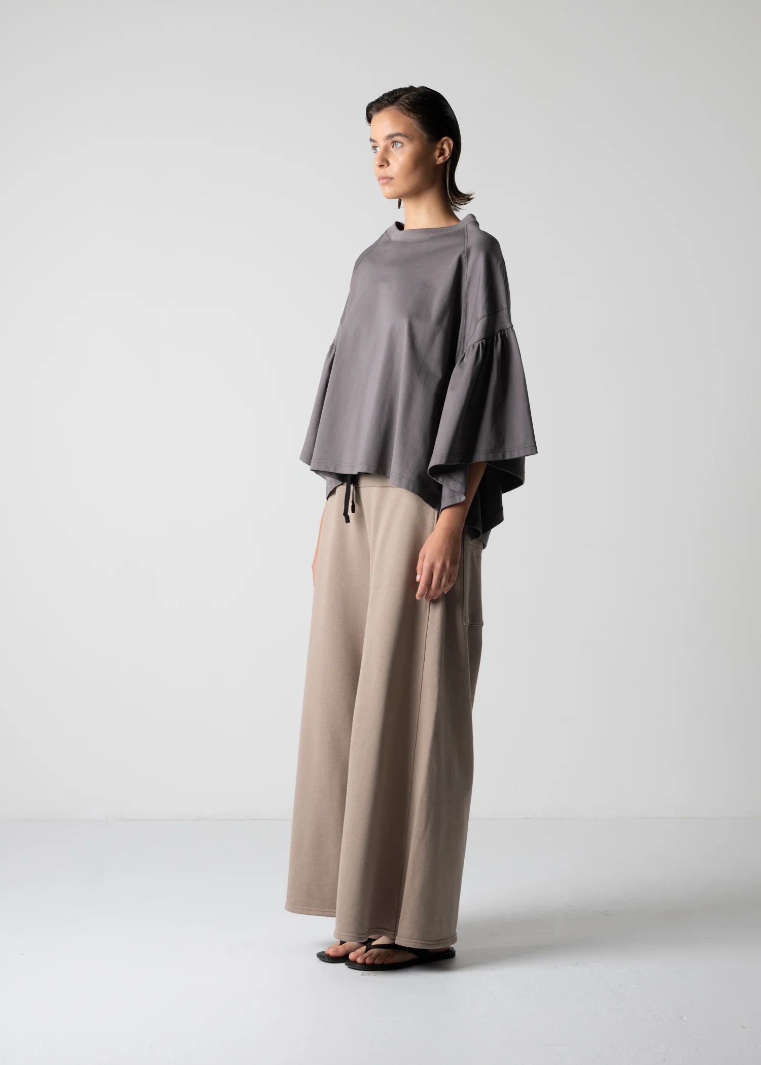 25 LAURA GATHERED SLV TOP / CRISP JERSEY - C12 - Image 16