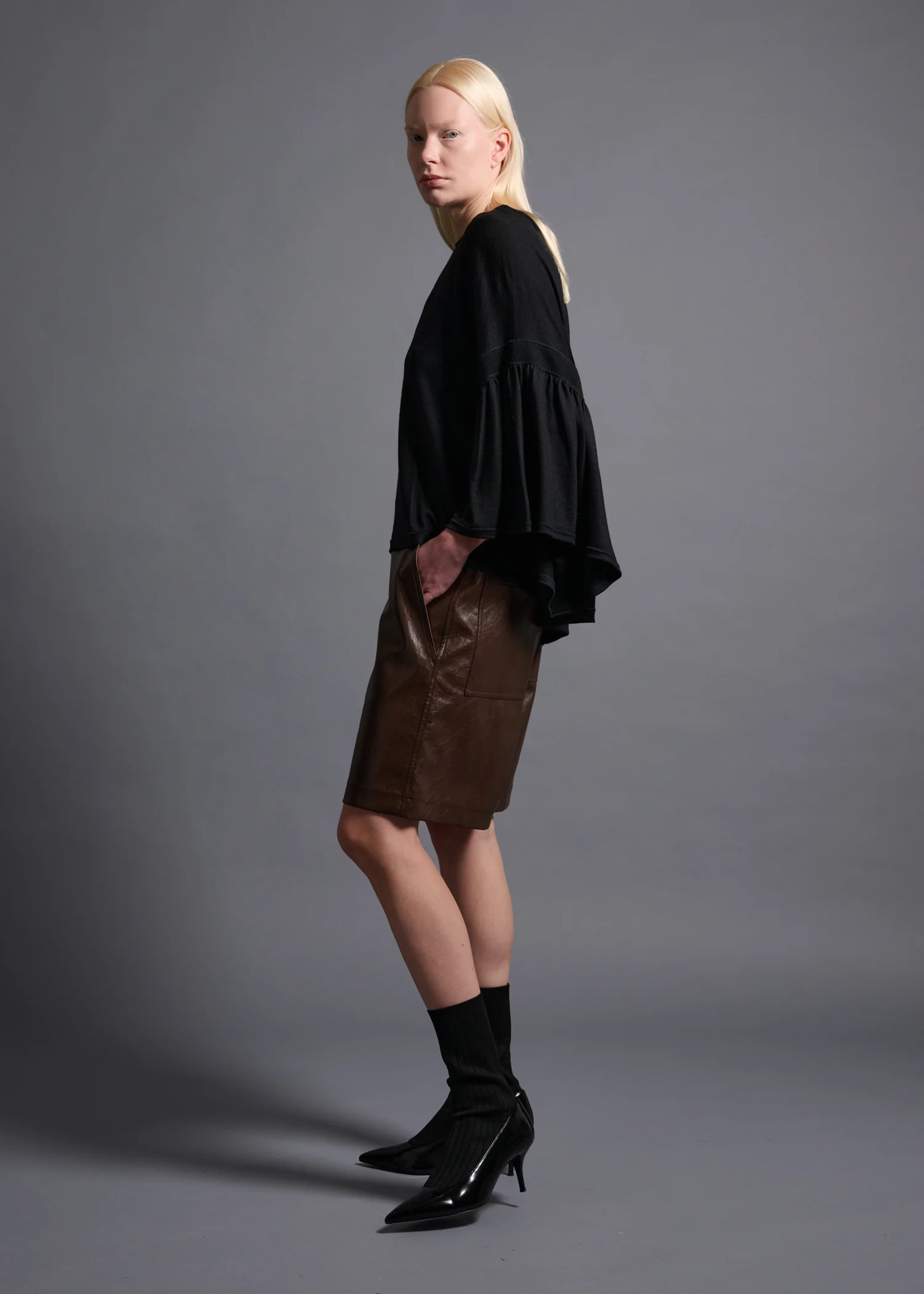 39 LAURA GATHERED SLV TOP / HIGH GAUGE PURE WOOL JERSEY - C13 - Image 14