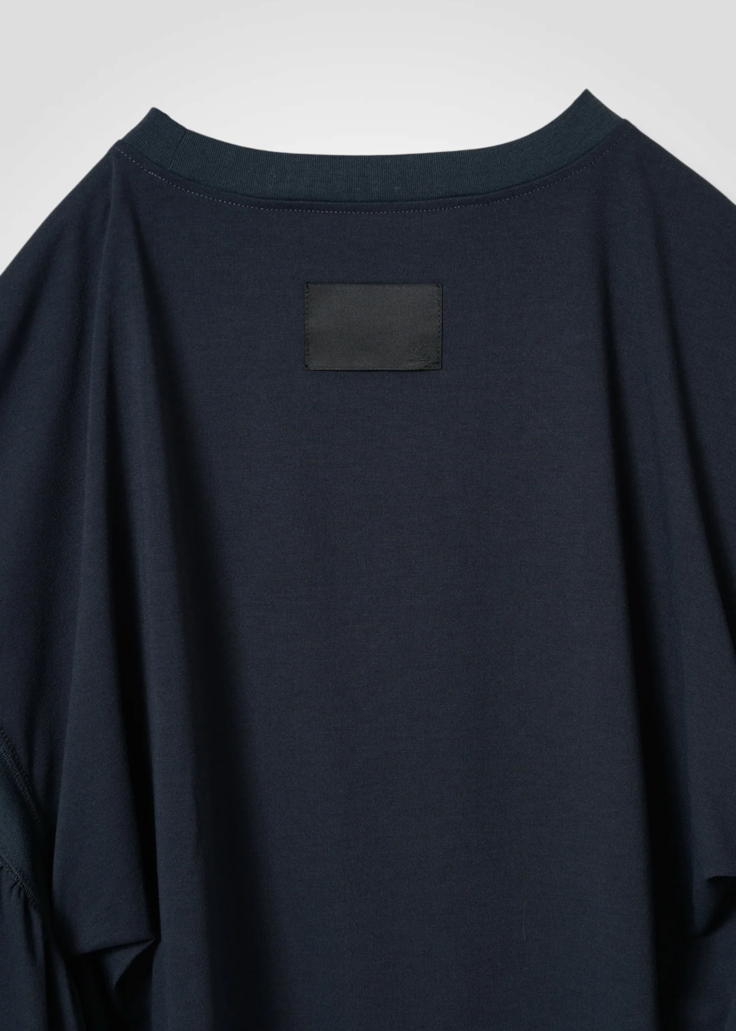 36 LAURA GATHERED SLV TOP / RECYCLED PE JERSEY - C14 - Image 23