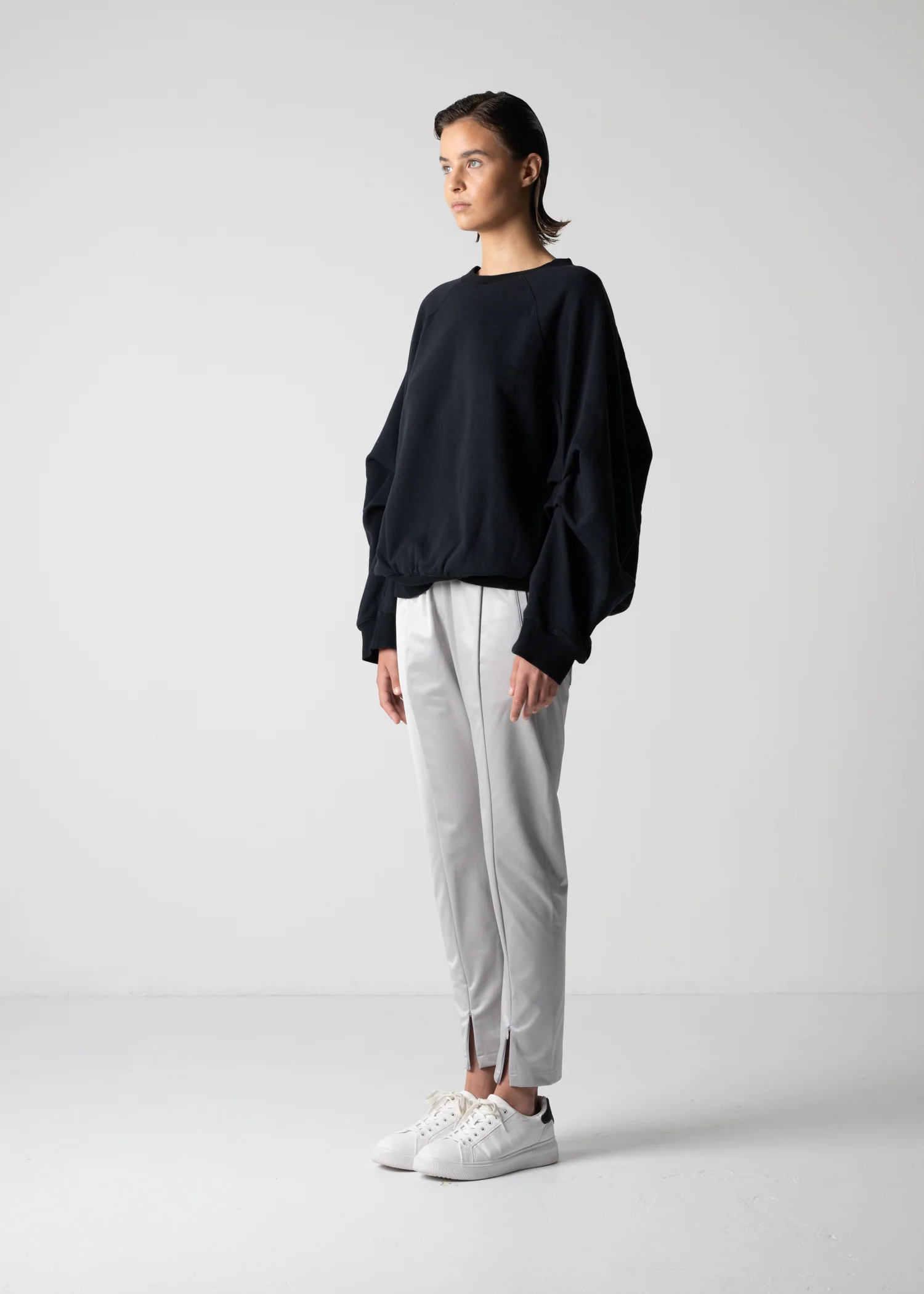18 LEILA WIDE CUFF SWEAT SHIRT / HEAVY TERRY - C12 - Image 23