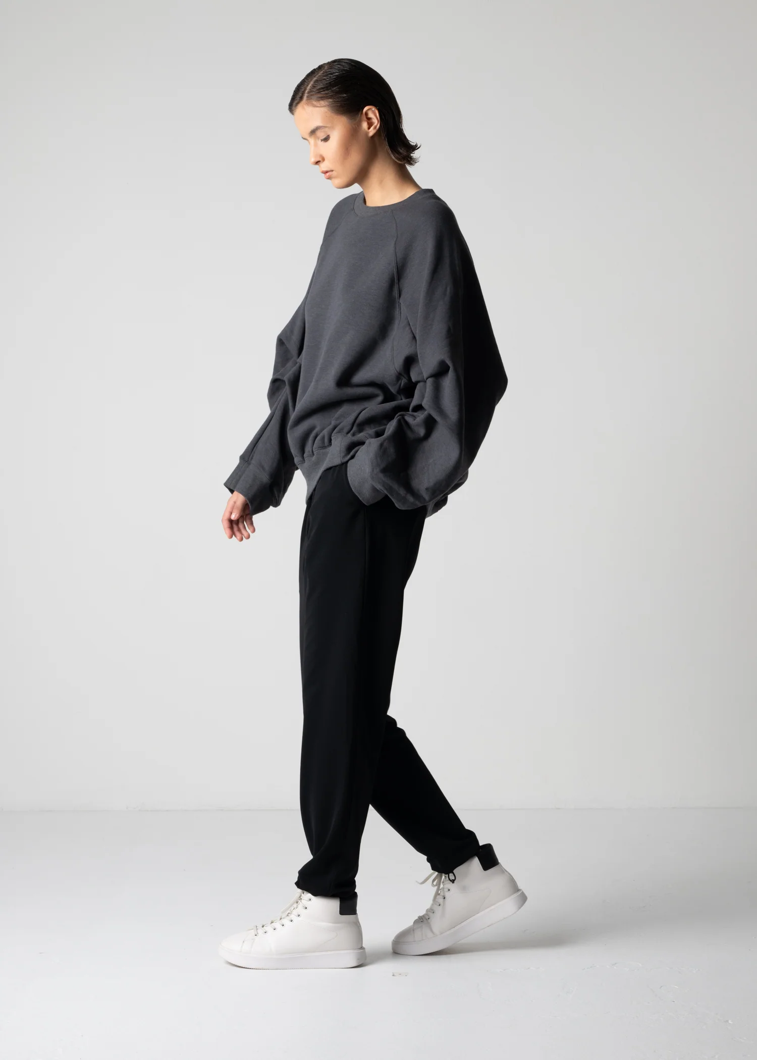 18 LEILA WIDE CUFF SWEAT SHIRT / HEAVY TERRY - C12 - Image 5