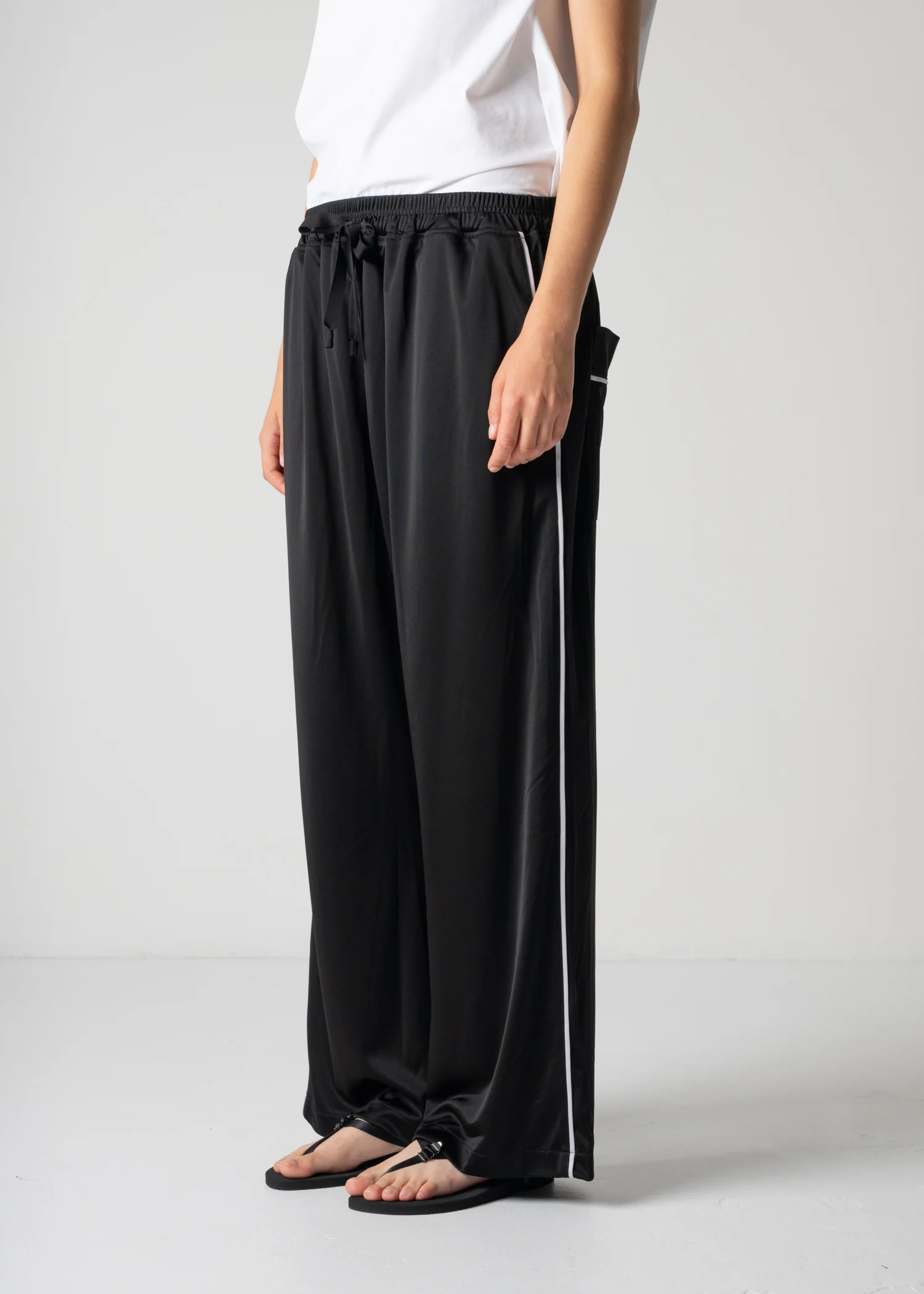 20 LEONA JOG TROUSERS / FLUID SATIN SMOOTH - C12 - Image 12