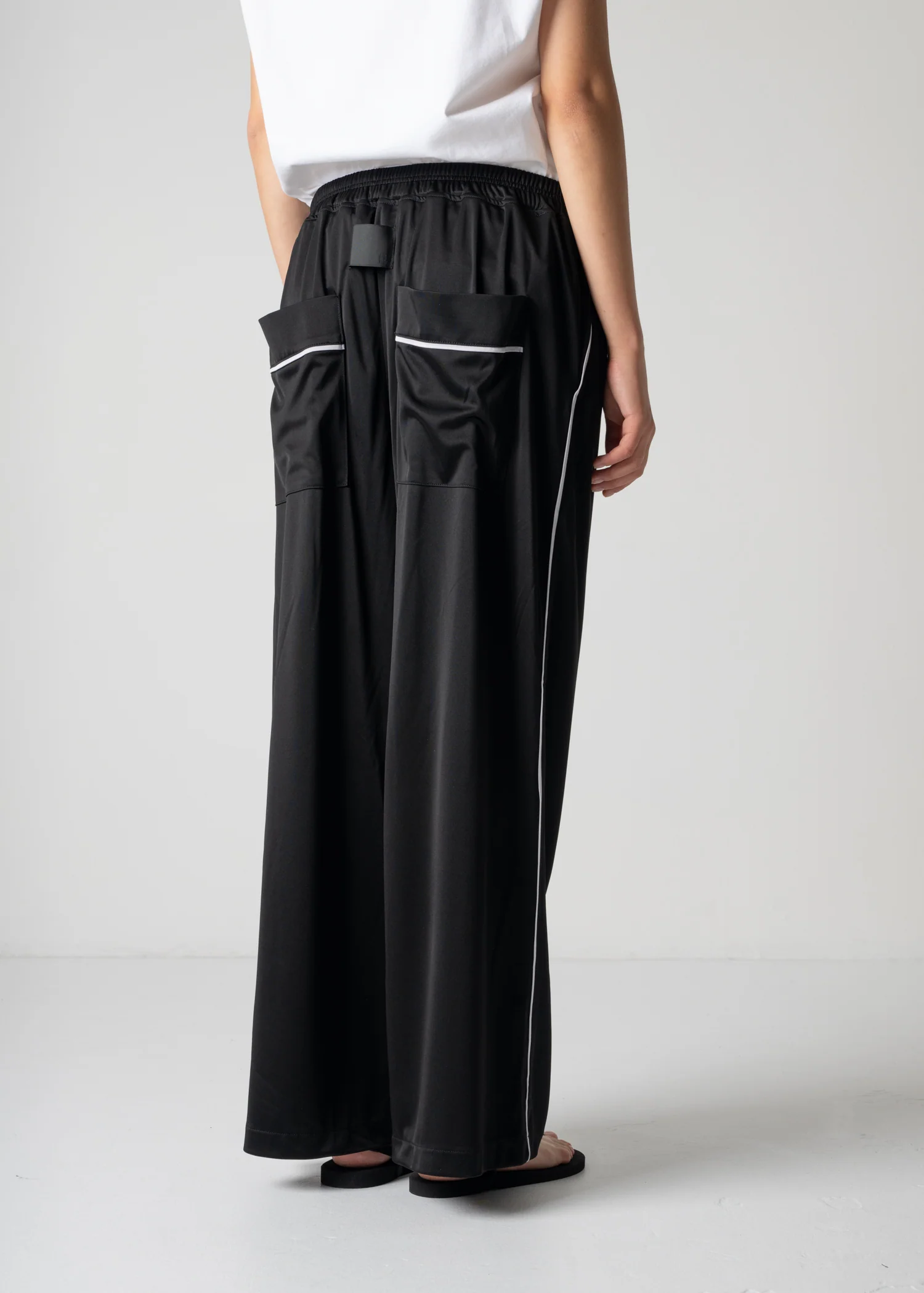 20 LEONA JOG TROUSERS / FLUID SATIN SMOOTH - C12 - Image 15