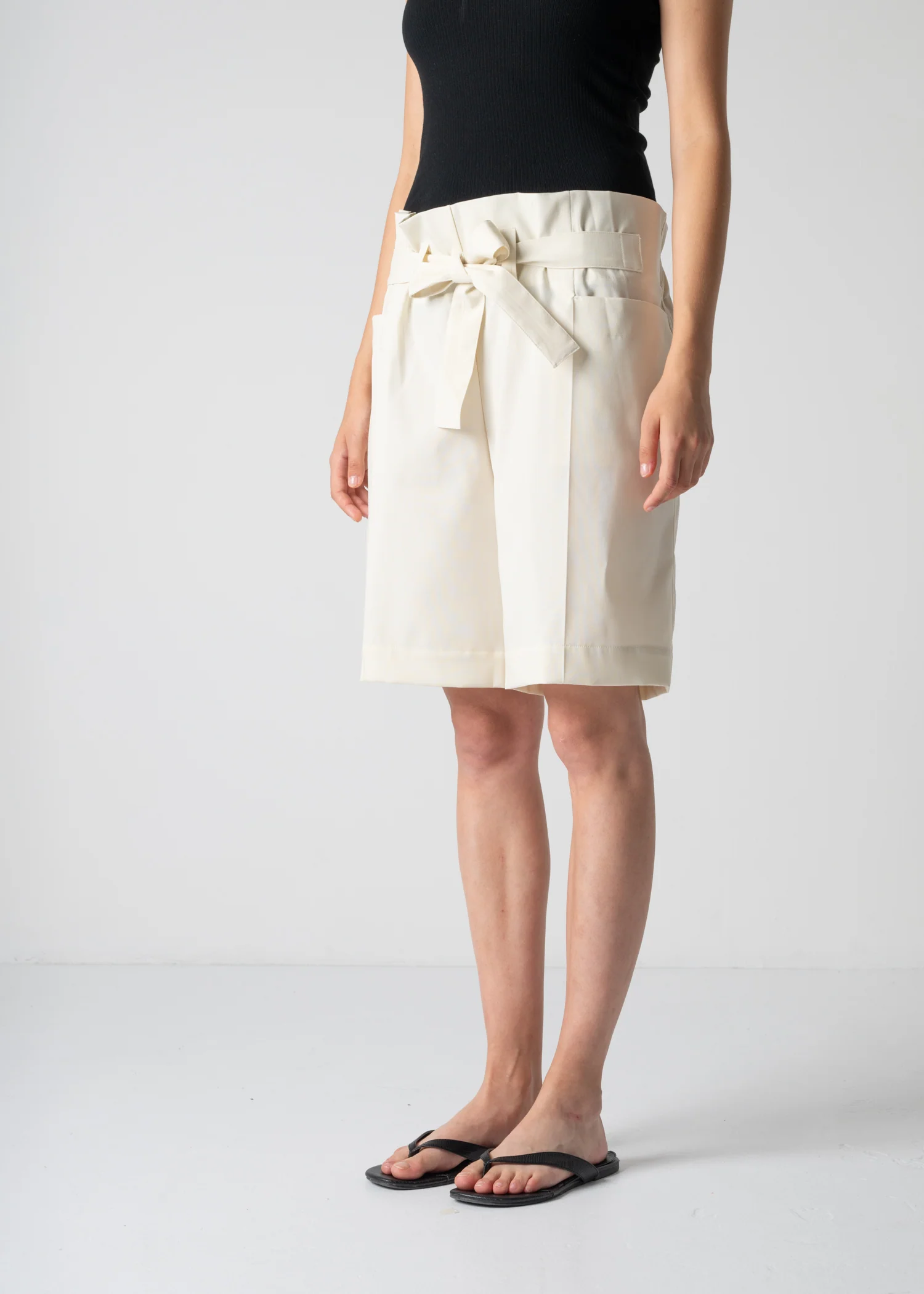 06 LEXI SHORTS / RECYCLE TW TROPICAL - C12 - Image 4
