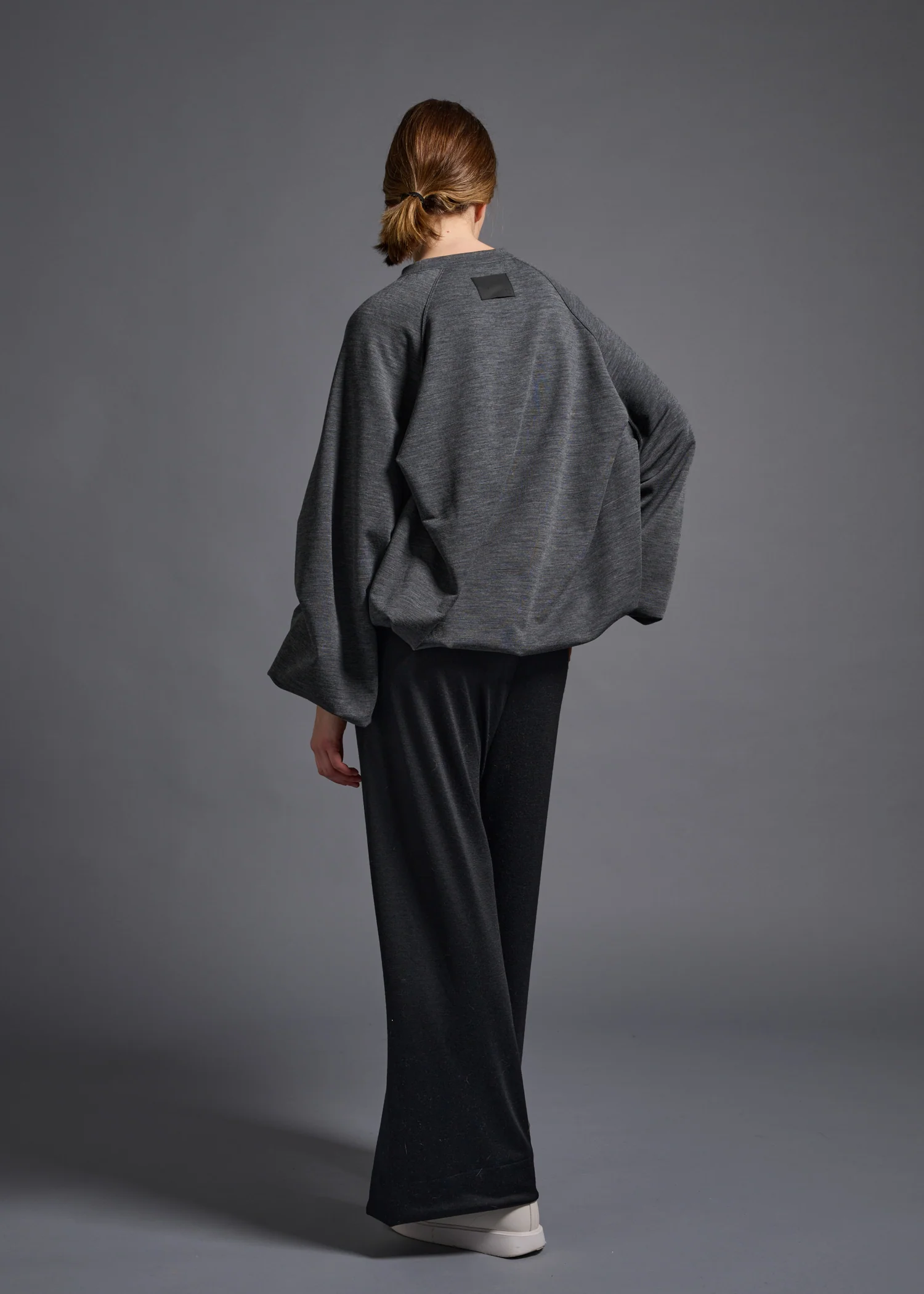 26 LILLY PUFFY TOP / NZ MERINO BRUSHED-BACK JERSEY - C13 - Image 7