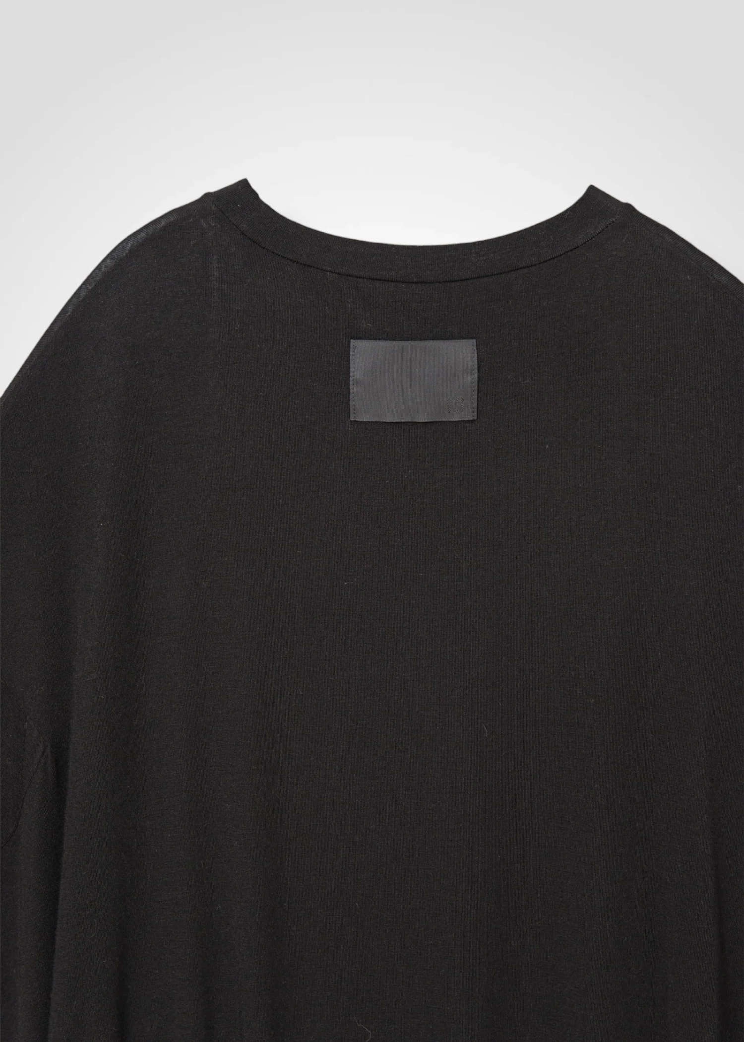03 MACY NARROW SLV CREW NECK TOP / TENCEL CASHMERE PLAIN JERSEY - C13 - Image 16