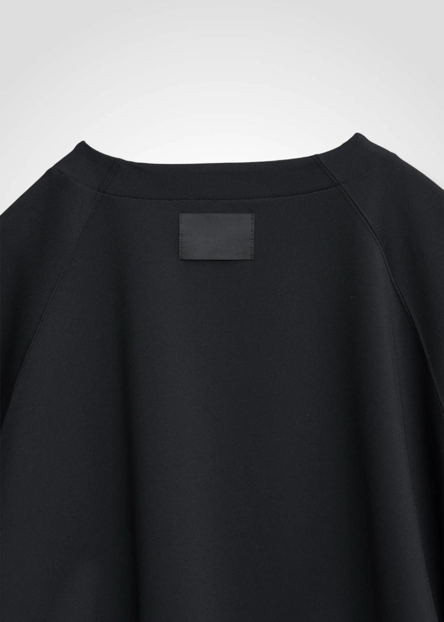 11 MELODY RAGLAN TOP / DOUBLE FACE SUITING - C13 - Image 9