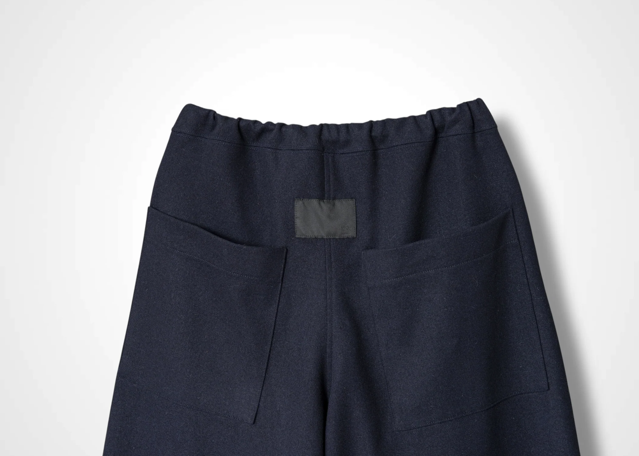 25 MERCY BARREL TROUSERS / SOFT FLANNEL JERSEY - C13 - Image 14