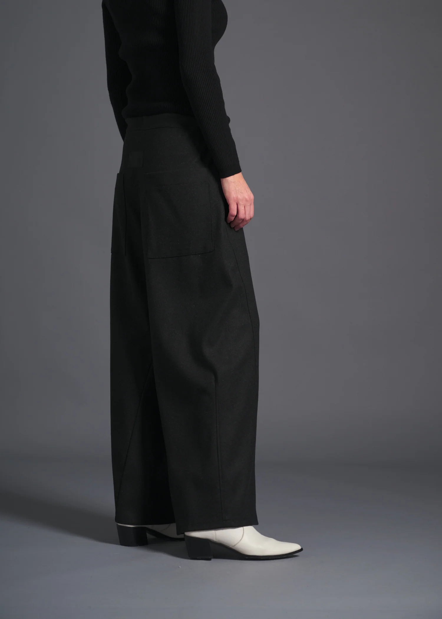25 MERCY BARREL TROUSERS / SOFT FLANNEL JERSEY - C13 - Image 6
