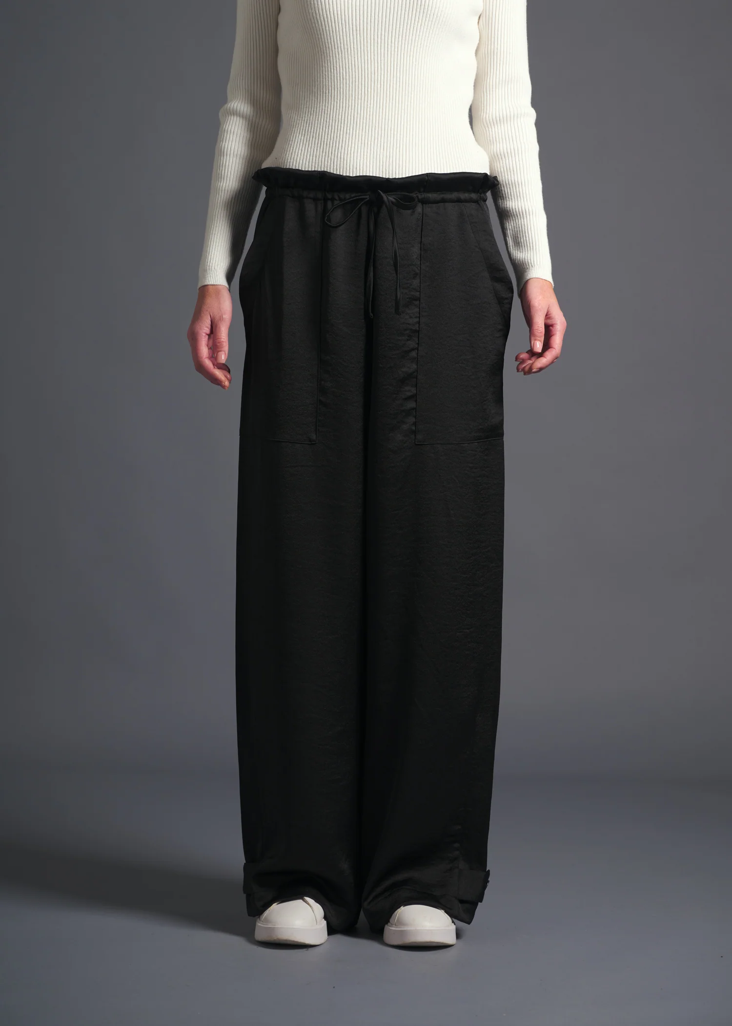 52 MOE LOOSE TROUSERS / ECO SATIN - C13 - Image 18