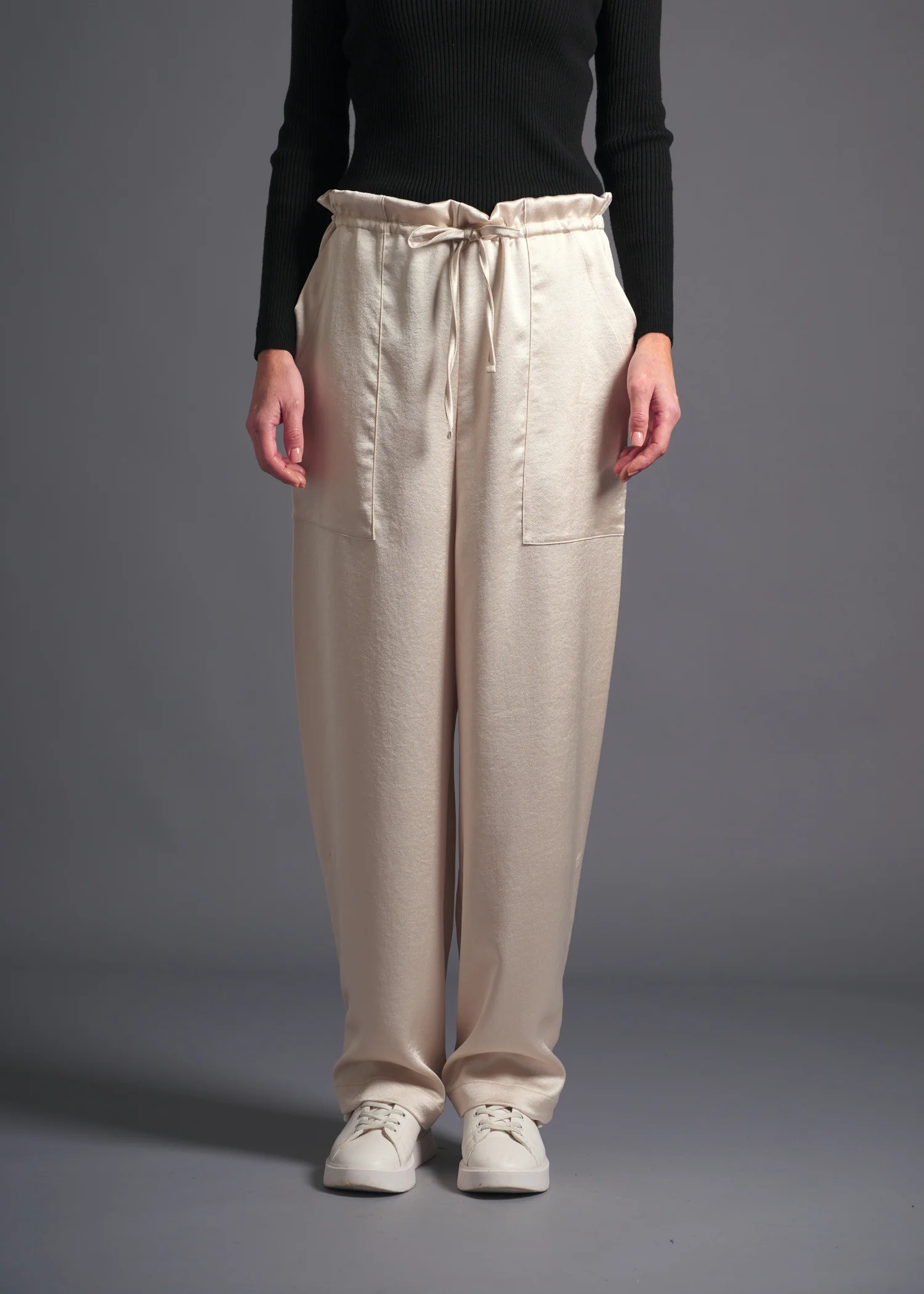 52 MOE LOOSE TROUSERS / ECO SATIN - C13 - Image 7